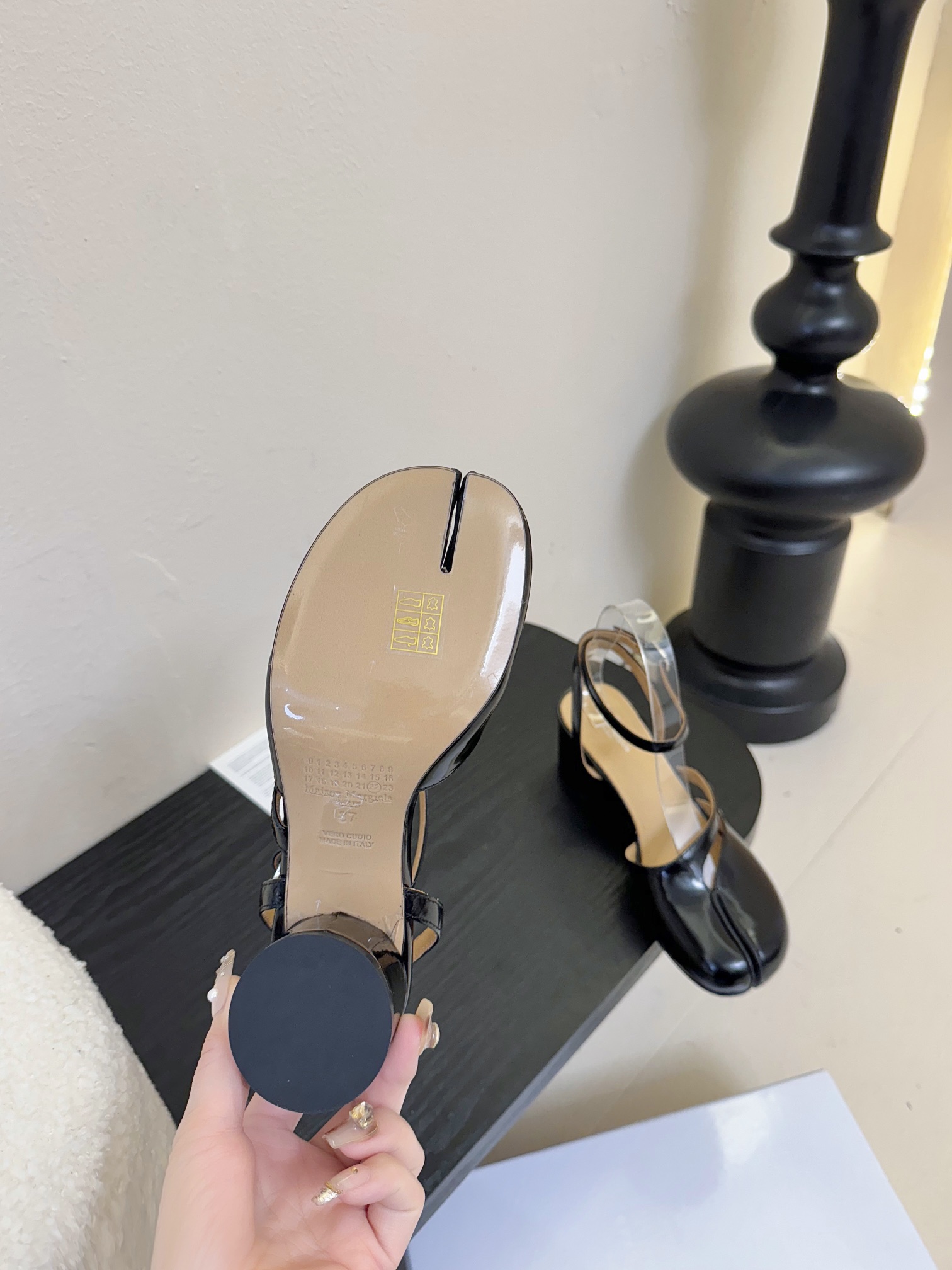 Maison Margiela MM6 Tabi Leather Mary Jane Ballet Block Heel Shoes 10 i1742291846 8433 3