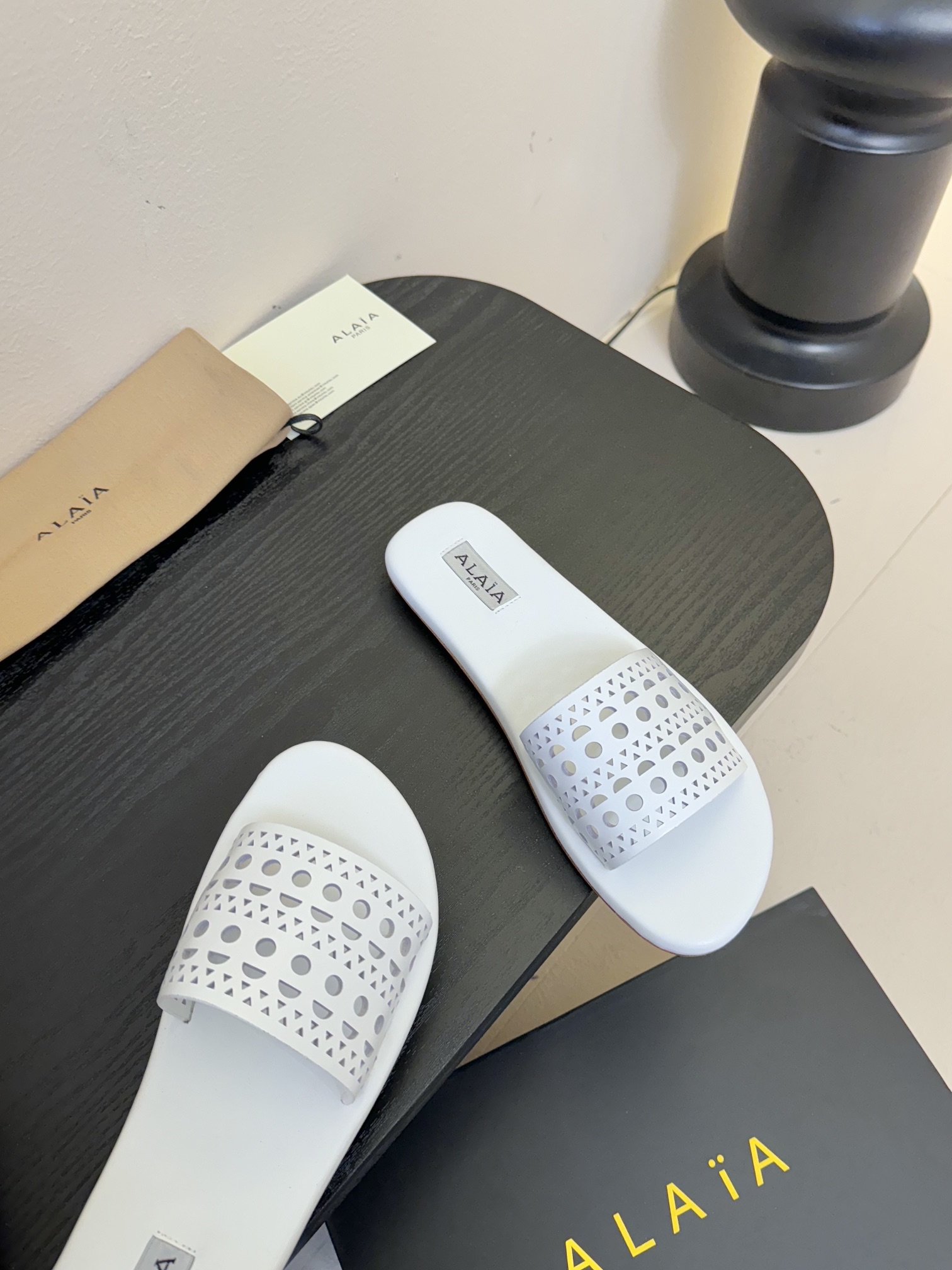 ALAIA White Leather Flat Sandals Women's Designer Slip-Ons,Comfortable & Stylish 5 i1742380754 2415 3