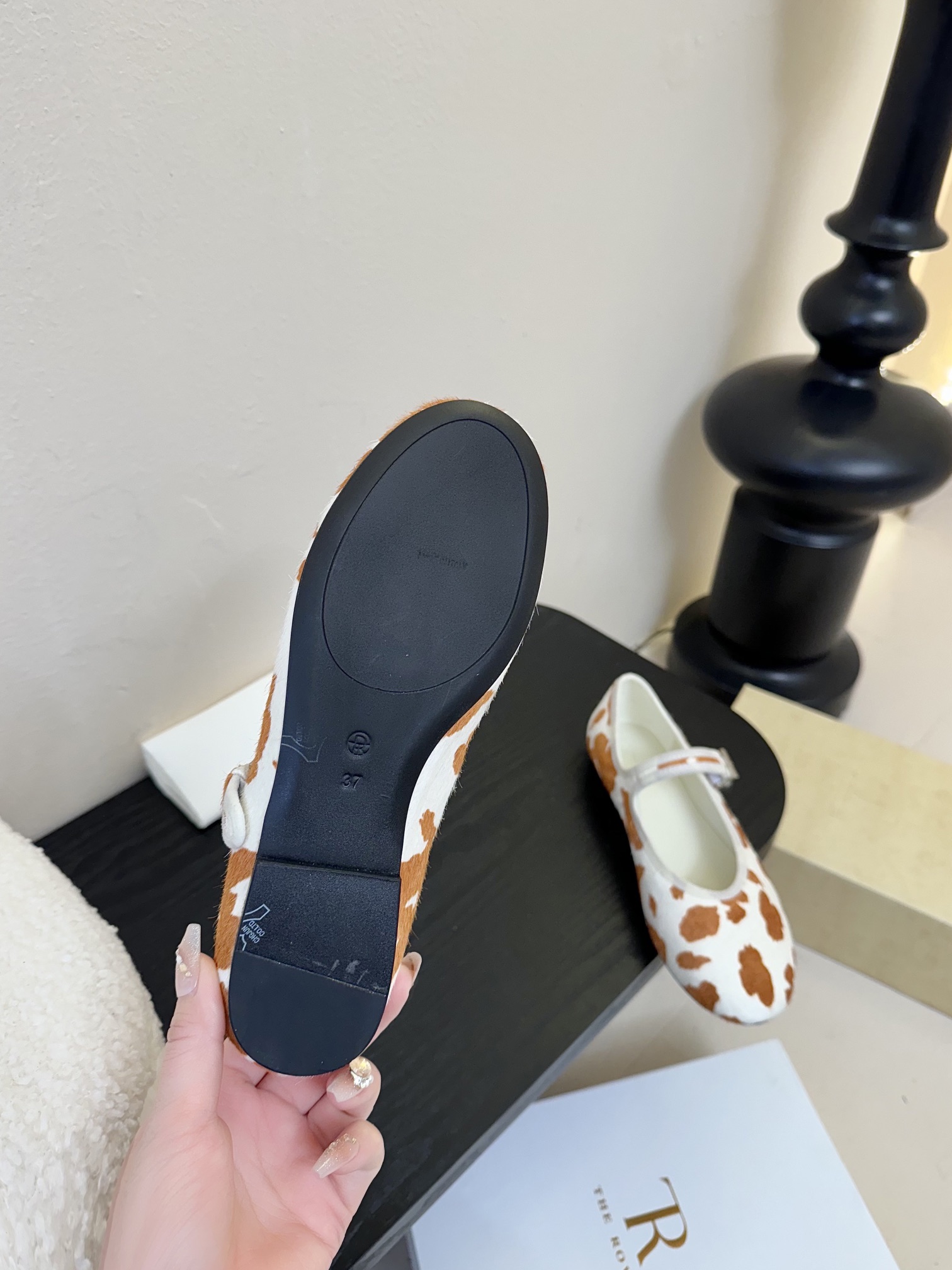The Row Cow Print Mary Jane Ballet Flats Comfortable All-Season Shoes 10 i1742467027 5042 5