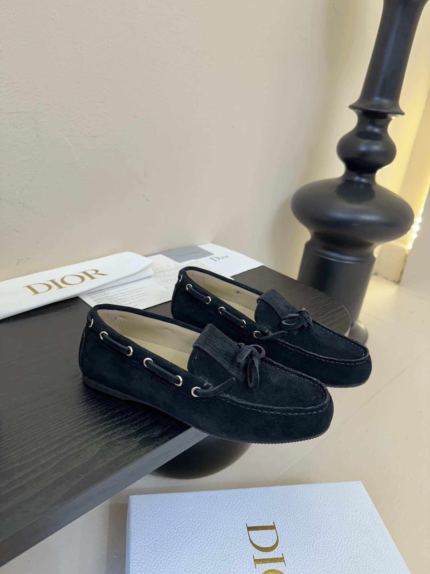 
 Dior 迪奥25SS春夏新款 Miss Street 乐福鞋

太古汇原版6900购入开发 顶级版