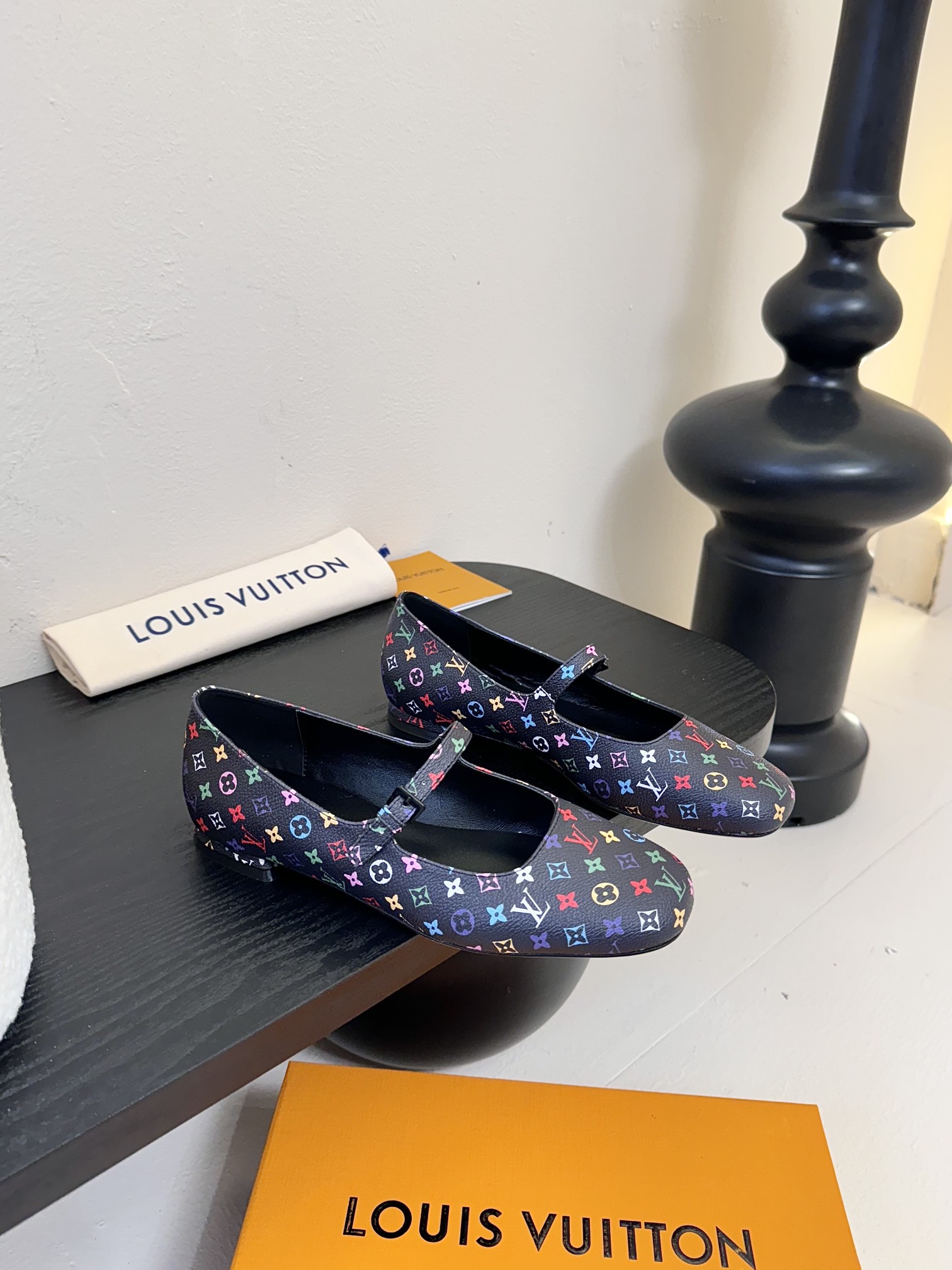
Louis Vuitton LV Swing 高跟鞋🔥最火最新金属跟玛丽珍后空粗跟凉鞋字母标高跟单鞋
