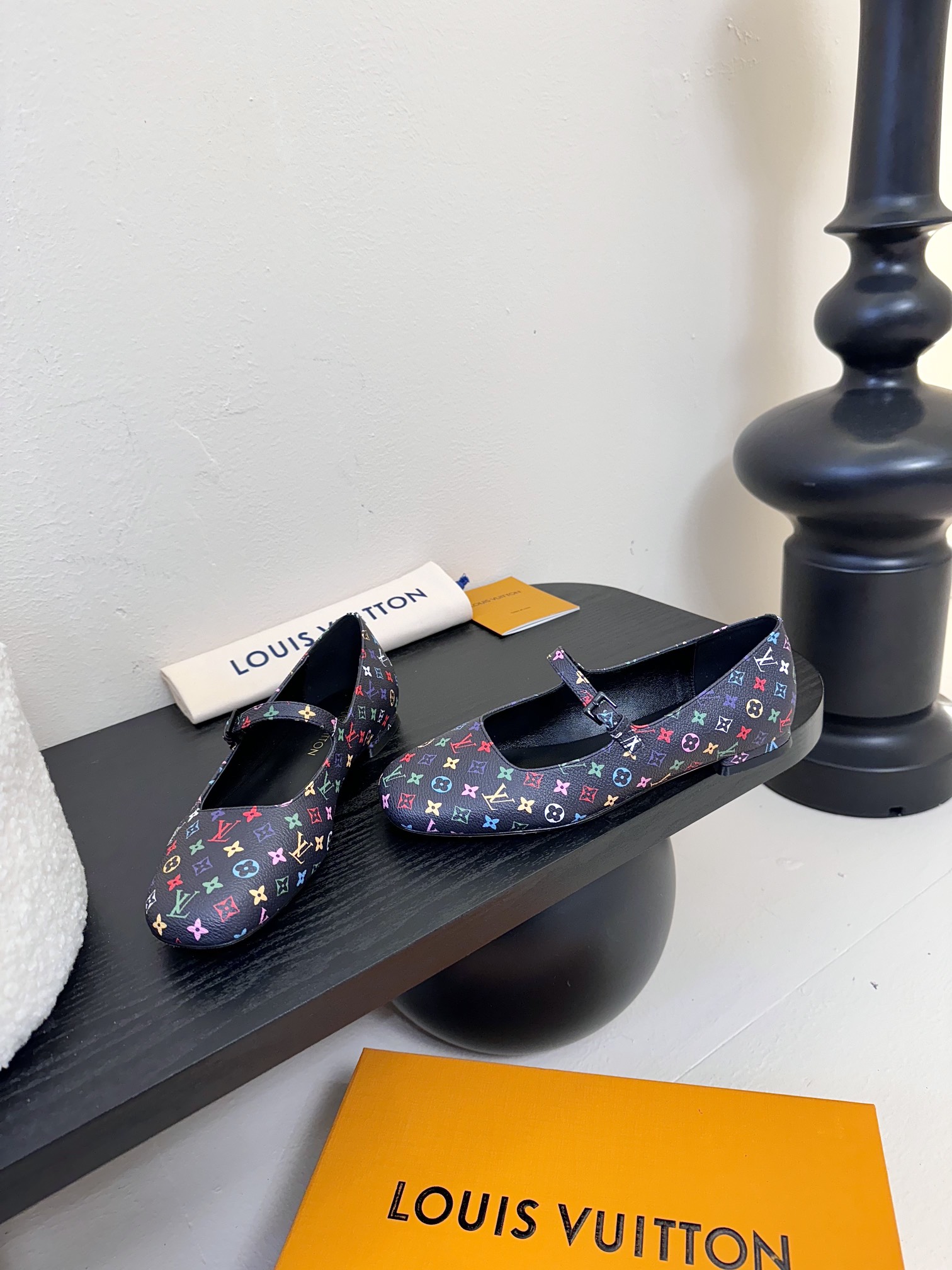 
Louis Vuitton LV Swing 高跟鞋🔥最火最新金属跟玛丽珍后空粗跟凉鞋字母标高跟单鞋
