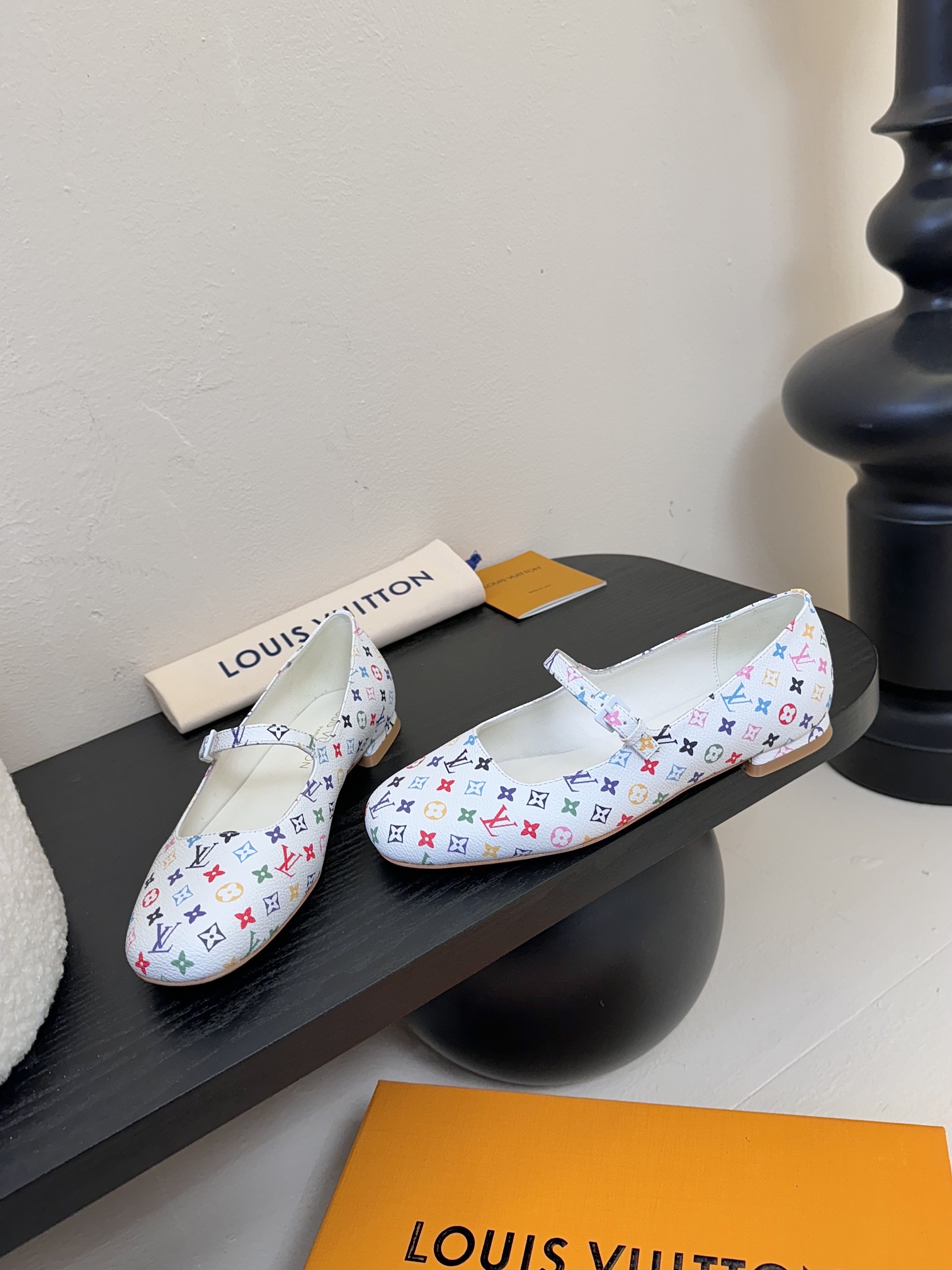 
Louis Vuitton LV Swing 高跟鞋🔥最火最新金属跟玛丽珍后空粗跟凉鞋字母标高跟单鞋
