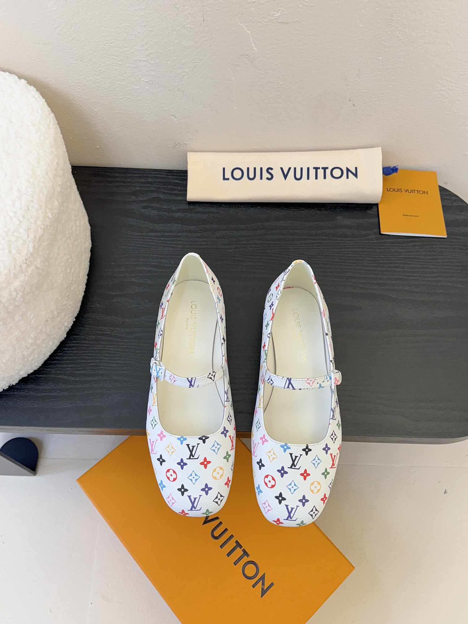 
Louis Vuitton LV Swing 高跟鞋🔥最火最新金属跟玛丽珍后空粗跟凉鞋字母标高跟单鞋
