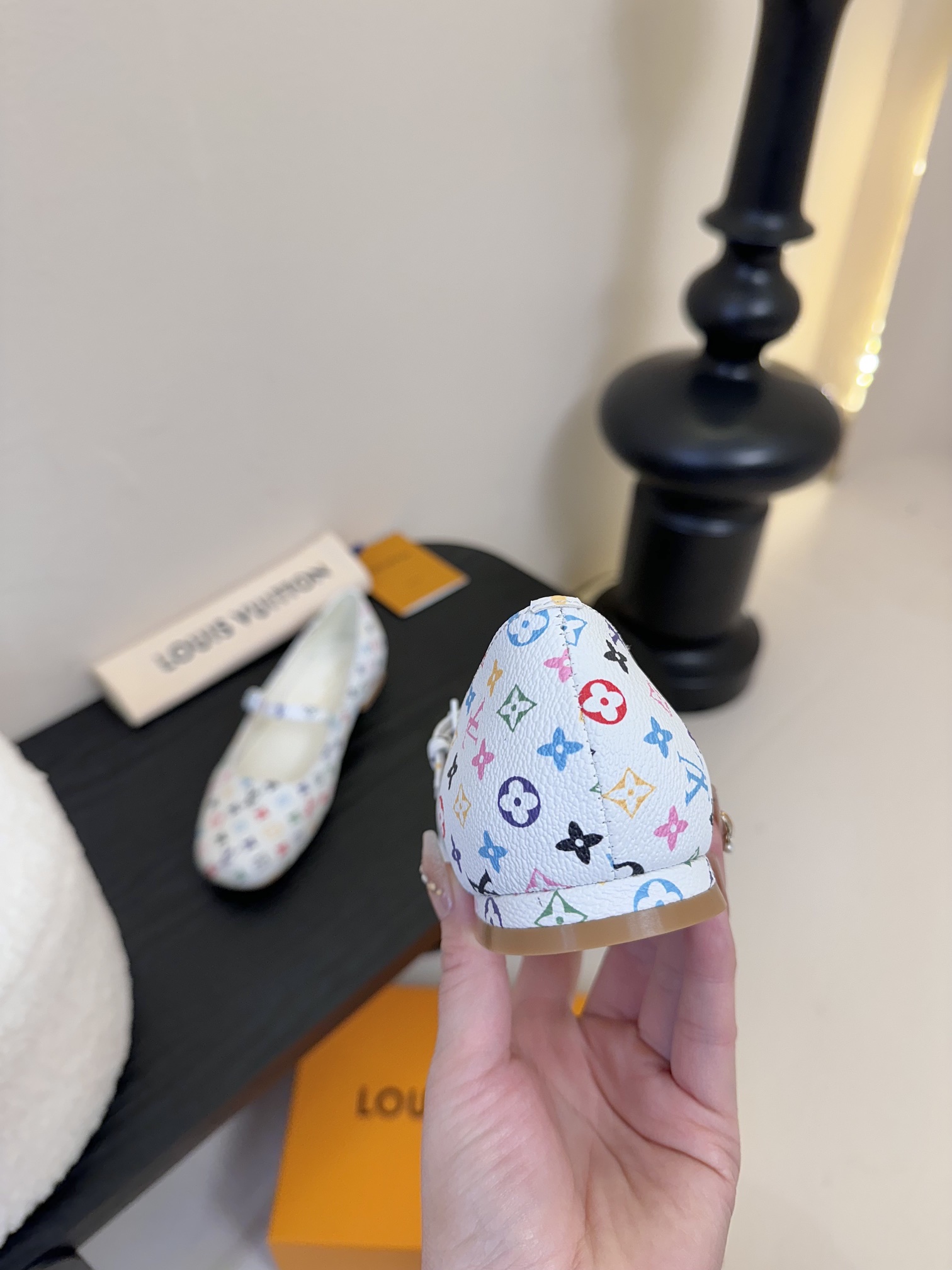 
Louis Vuitton LV Swing 高跟鞋🔥最火最新金属跟玛丽珍后空粗跟凉鞋字母标高跟单鞋
