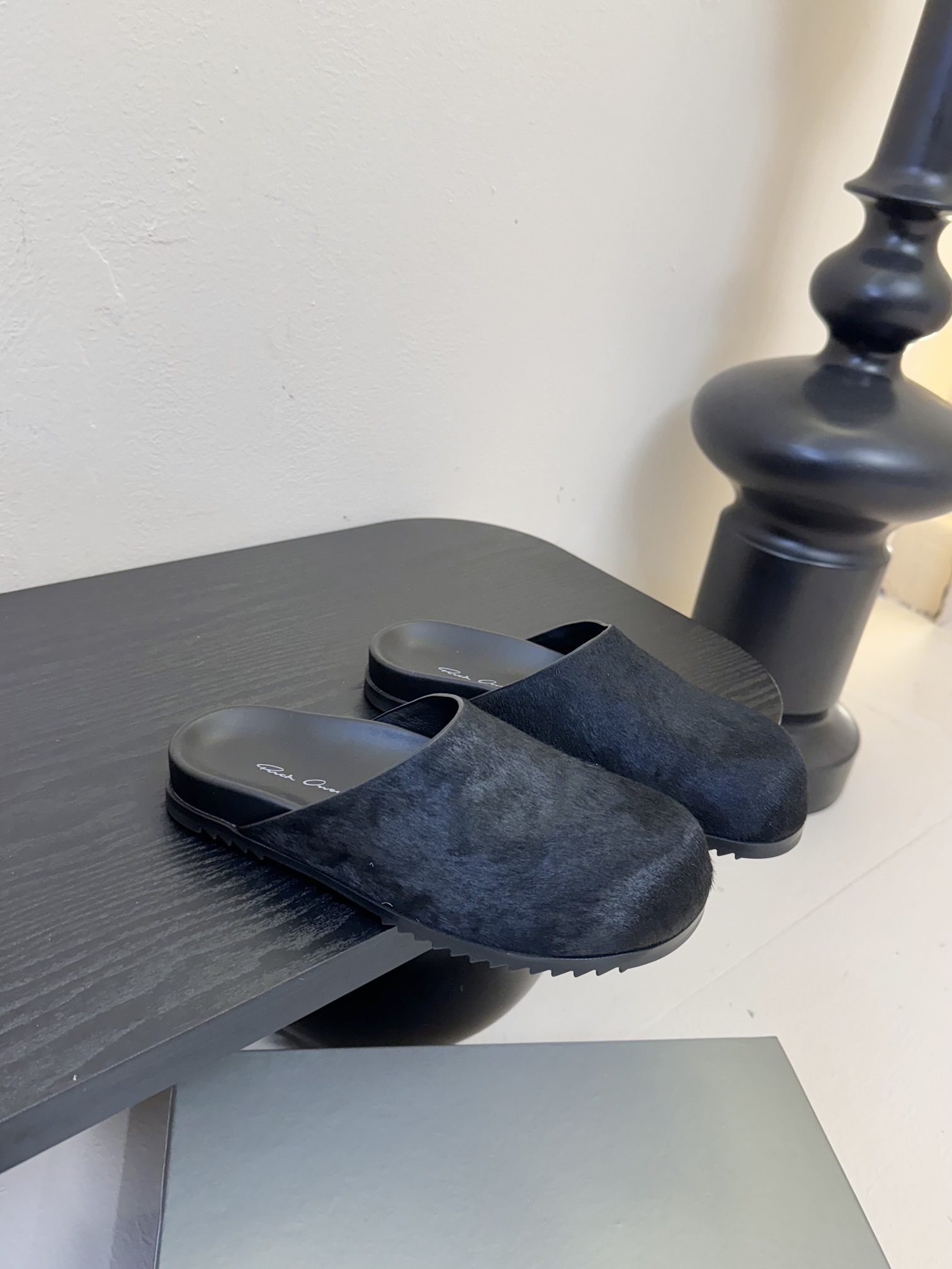  男款➕10
Rick Owens25ss情侣款弧形勃肯半拖系列
Megalace mule grano