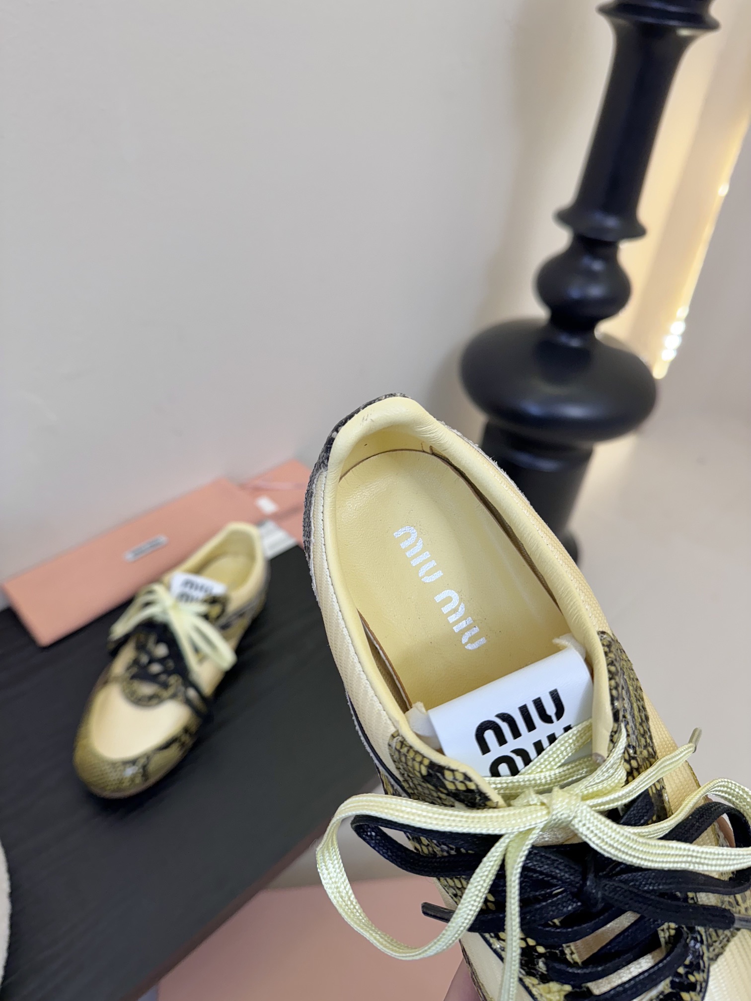 
Miu Mi* 𝟐𝟓𝐀𝐖春夏新品

代购级别  我是细节控 面料对版zp单薄清透   区别于市场不对版