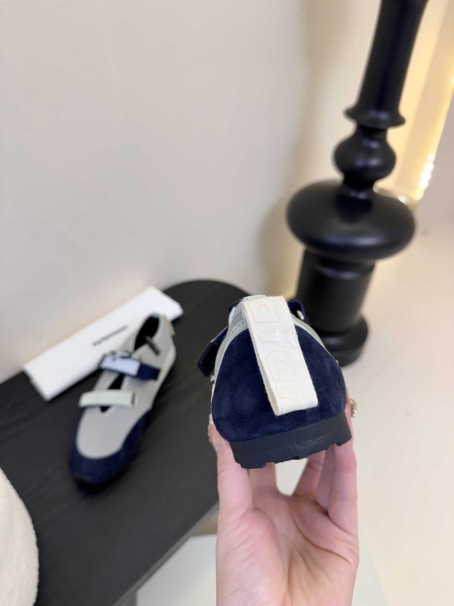 
fafamoon 25ss 春夏新款 阿甘鞋休闲运动鞋 玛丽珍魔术贴运动鞋

太好看啦！大爆款再次来袭