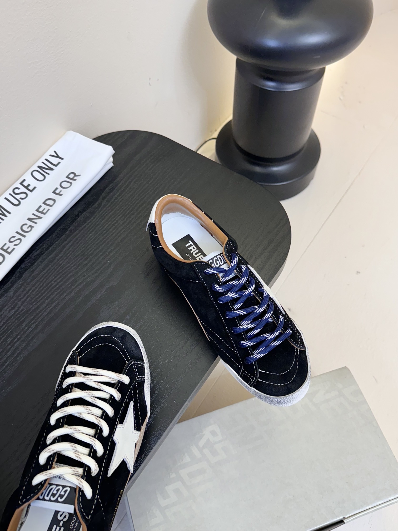 情侣款
GGDB~~Golden Goose 25ss 情侣款 德训鞋 全网最好版本不服来比 
ggdb