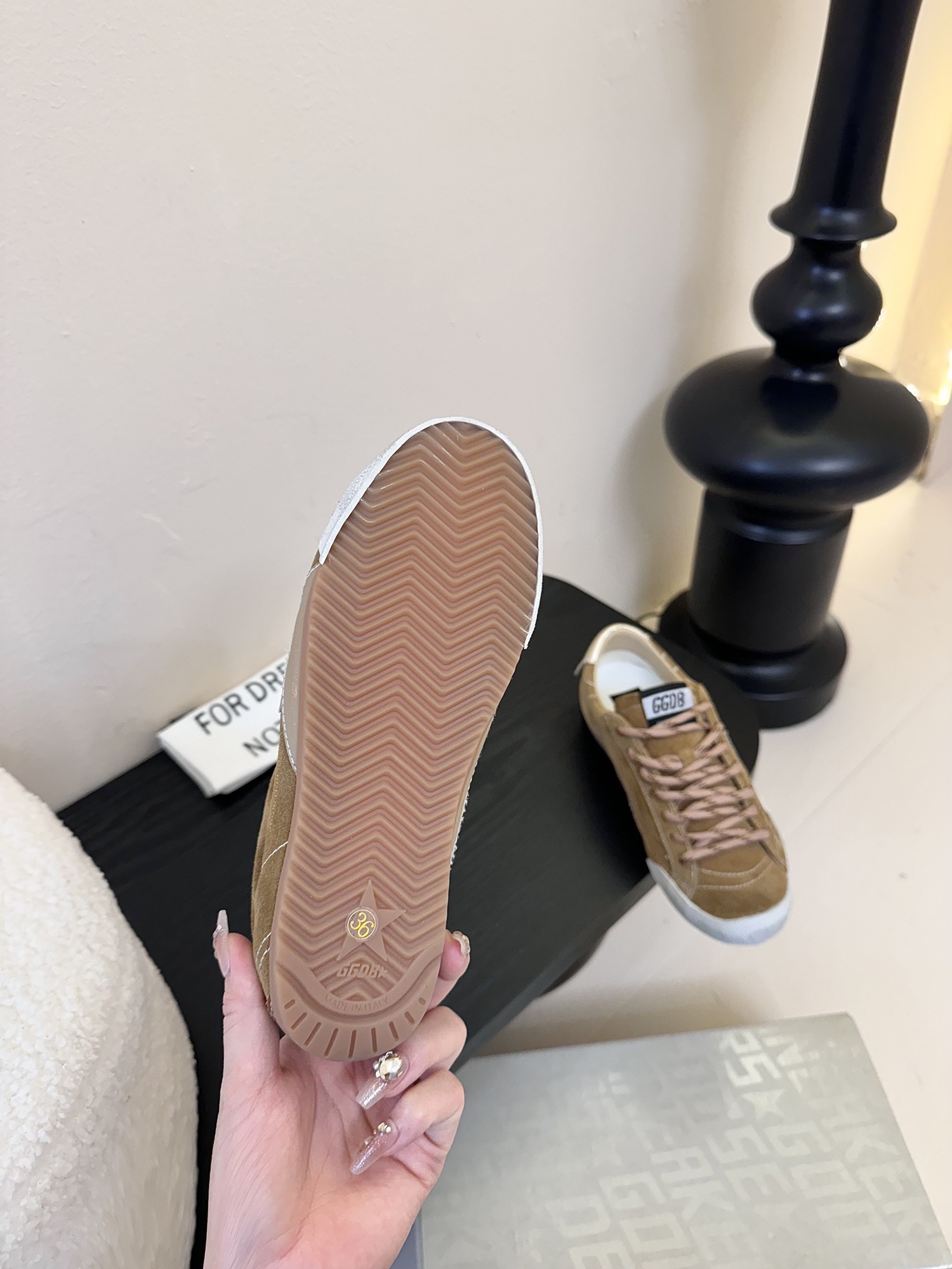 情侣款
GGDB~~Golden Goose 25ss 情侣款 德训鞋 全网最好版本不服来比 
ggdb