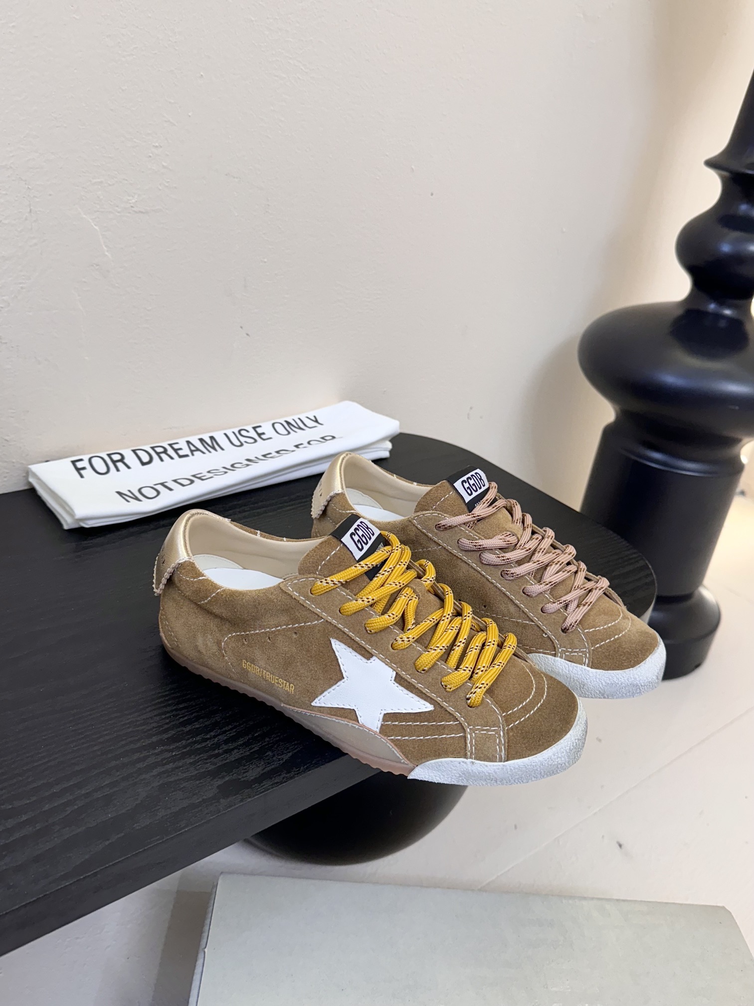 情侣款
GGDB~~Golden Goose 25ss 情侣款 德训鞋 全网最好版本不服来比 
ggdb