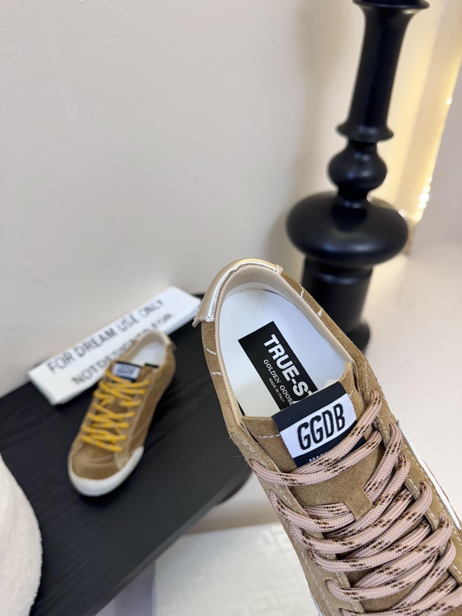 情侣款
GGDB~~Golden Goose 25ss 情侣款 德训鞋 全网最好版本不服来比 
ggdb