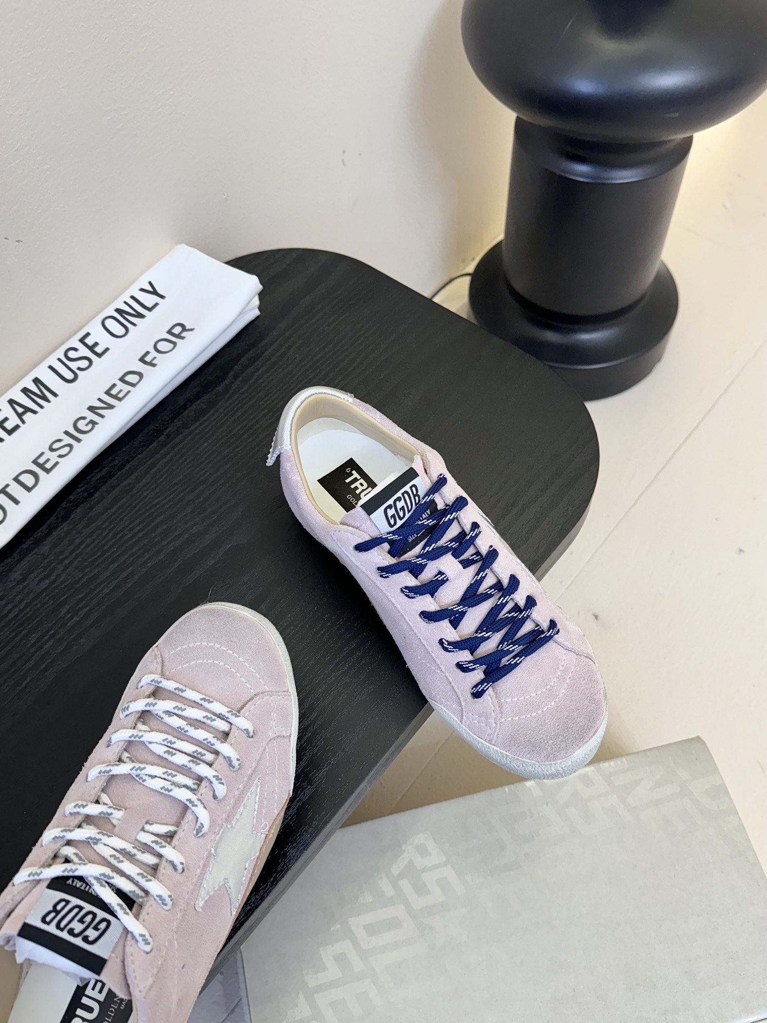 情侣款
GGDB~~Golden Goose 25ss 情侣款 德训鞋 全网最好版本不服来比 
ggdb