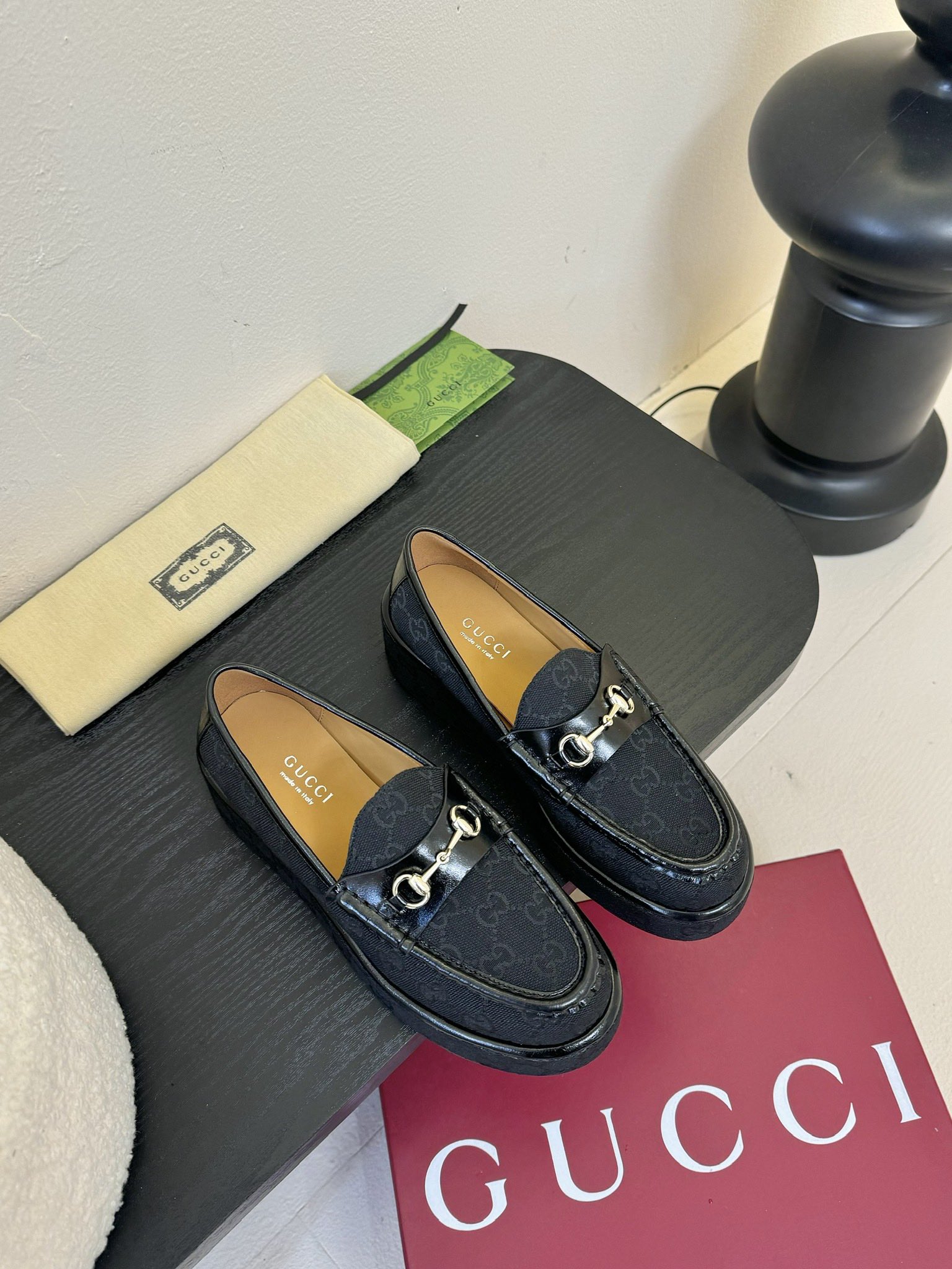 
GUCCI·古驰 2025ss新款 G家老花厚底坡跟马衔扣一脚蹬乐福鞋休闲单鞋

顶级版本🔝原版购入开