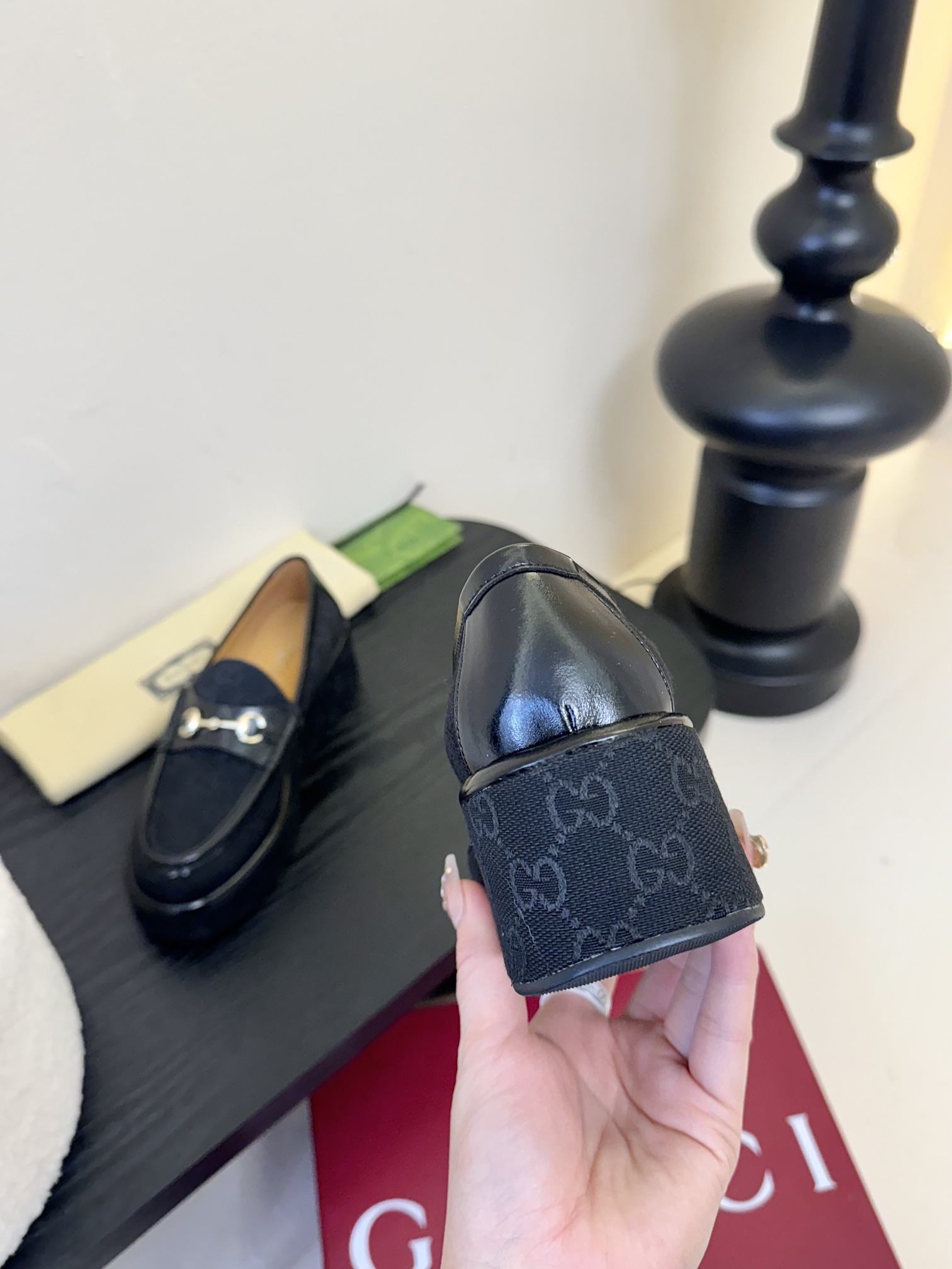 
GUCCI·古驰 2025ss新款 G家老花厚底坡跟马衔扣一脚蹬乐福鞋休闲单鞋

顶级版本🔝原版购入开