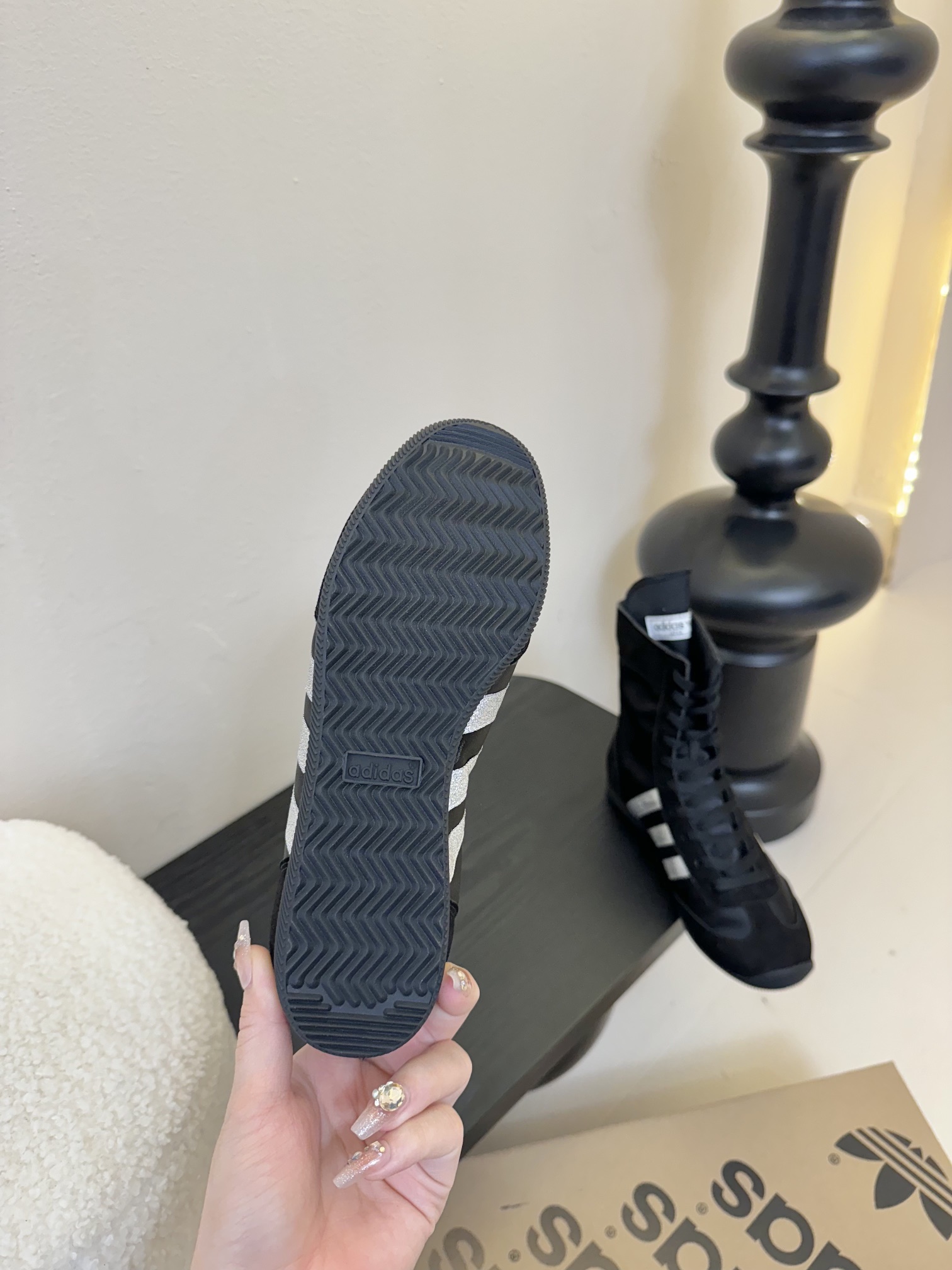 
Adidas阿迪达斯 Jennie同款 Taekwondo 跆拳道鞋 三叶草 拳击鞋 复古 休闲 运动