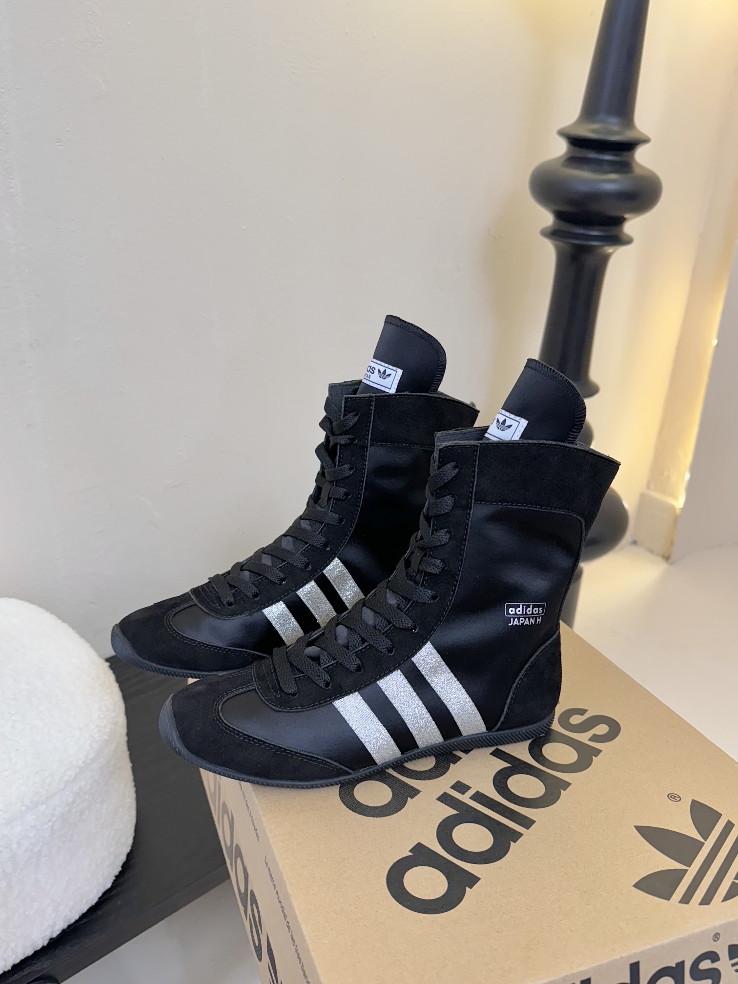 
Adidas阿迪达斯 Jennie同款 Taekwondo 跆拳道鞋 三叶草 拳击鞋 复古 休闲 运动