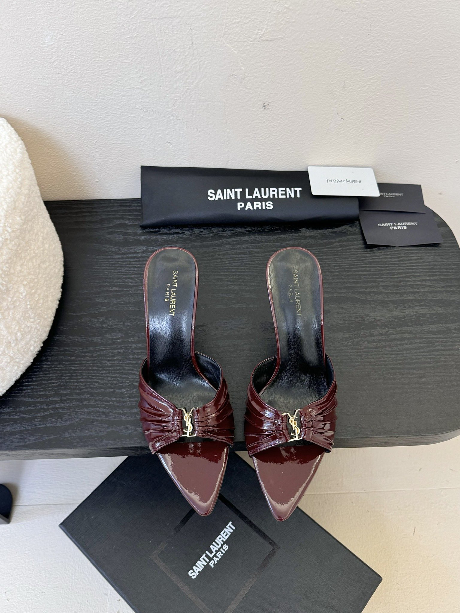 
Saint Laurent / 圣罗兰Lee金属钻链条尖头高跟鞋YSL姐姐的美丽尤物高跟鞋 又是人间圣