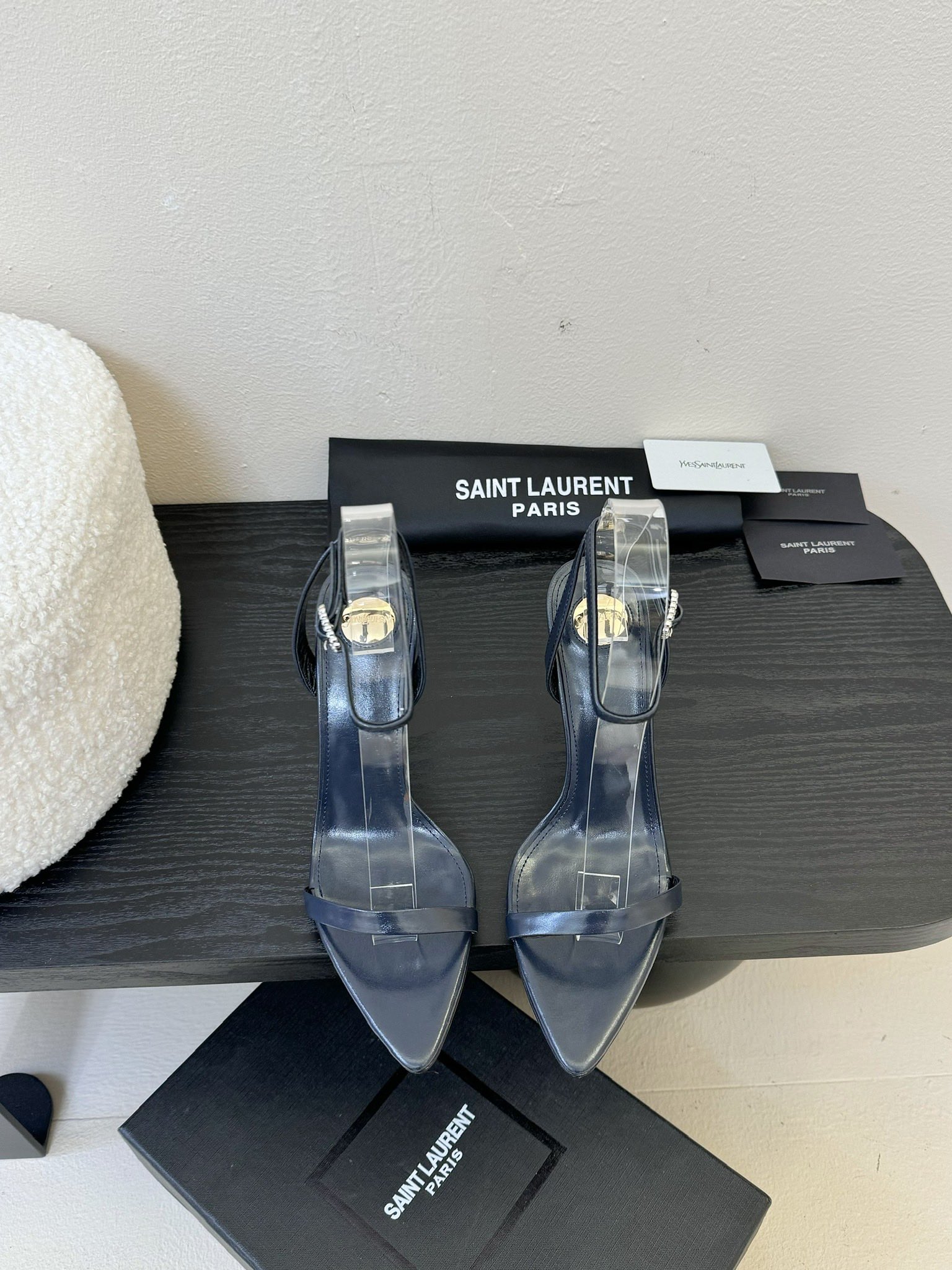 
Saint Laurent / 圣罗兰Lee金属钻链条尖头高跟鞋YSL姐姐的美丽尤物高跟鞋 又是人间圣