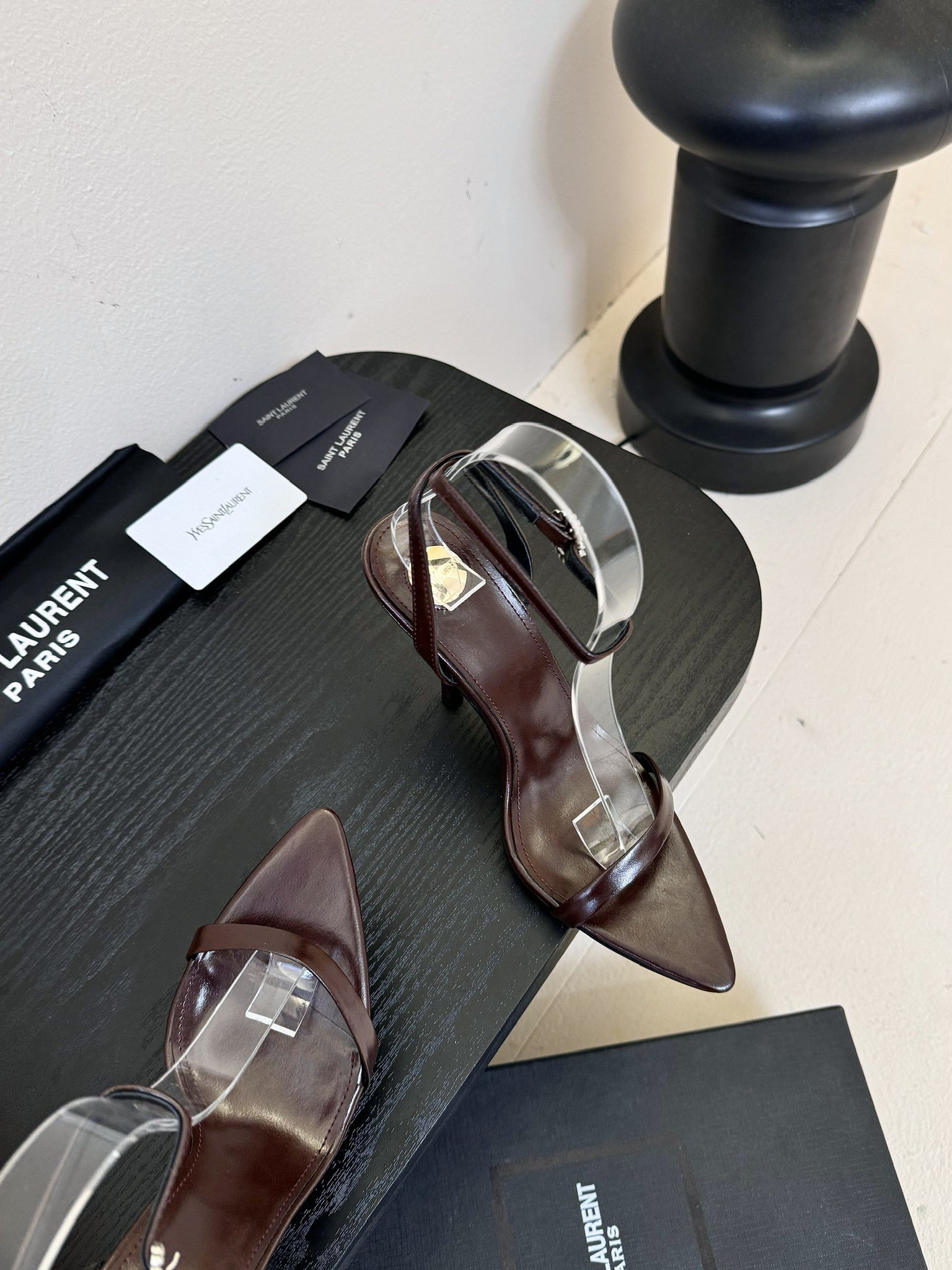 
Saint Laurent / 圣罗兰Lee金属钻链条尖头高跟鞋YSL姐姐的美丽尤物高跟鞋 又是人间圣