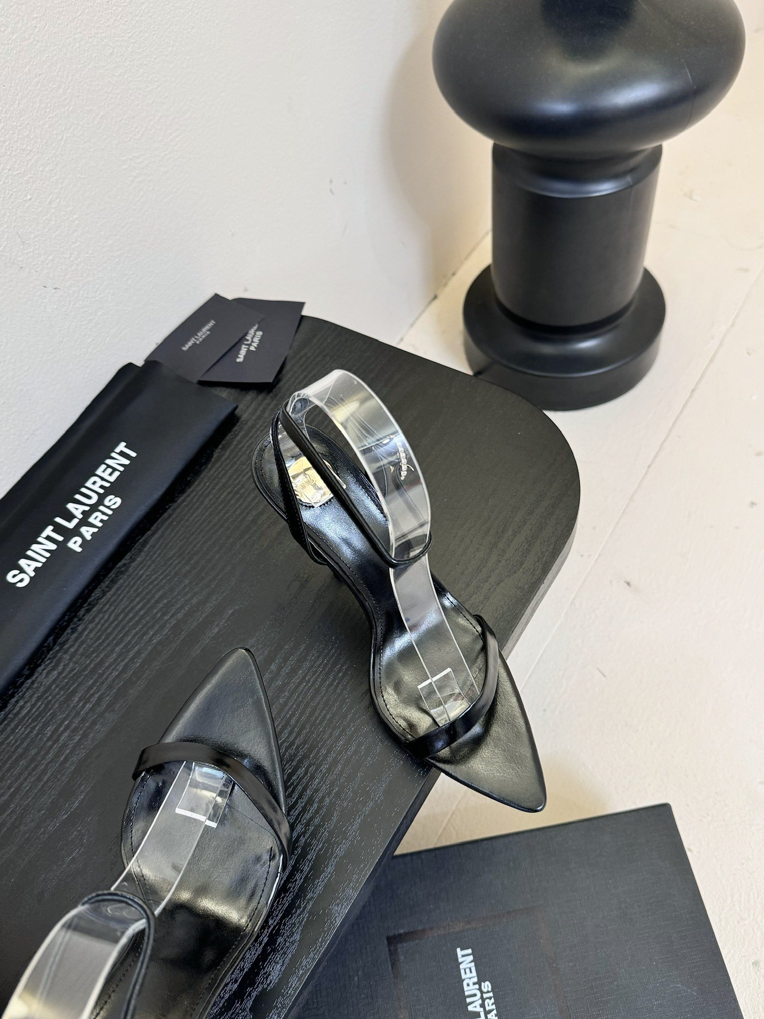 
Saint Laurent / 圣罗兰Lee金属钻链条尖头高跟鞋YSL姐姐的美丽尤物高跟鞋 又是人间圣