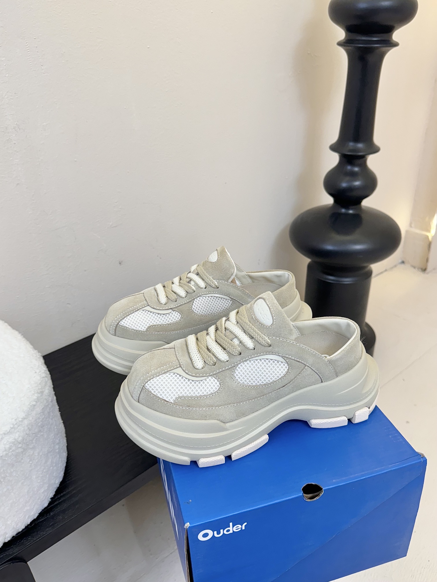 
Ouder 25春夏新款休闲鞋系列…
【厚底休闲勃肯鞋】
明星同款！刷爆小红书超级软糯糯
延续经典大头