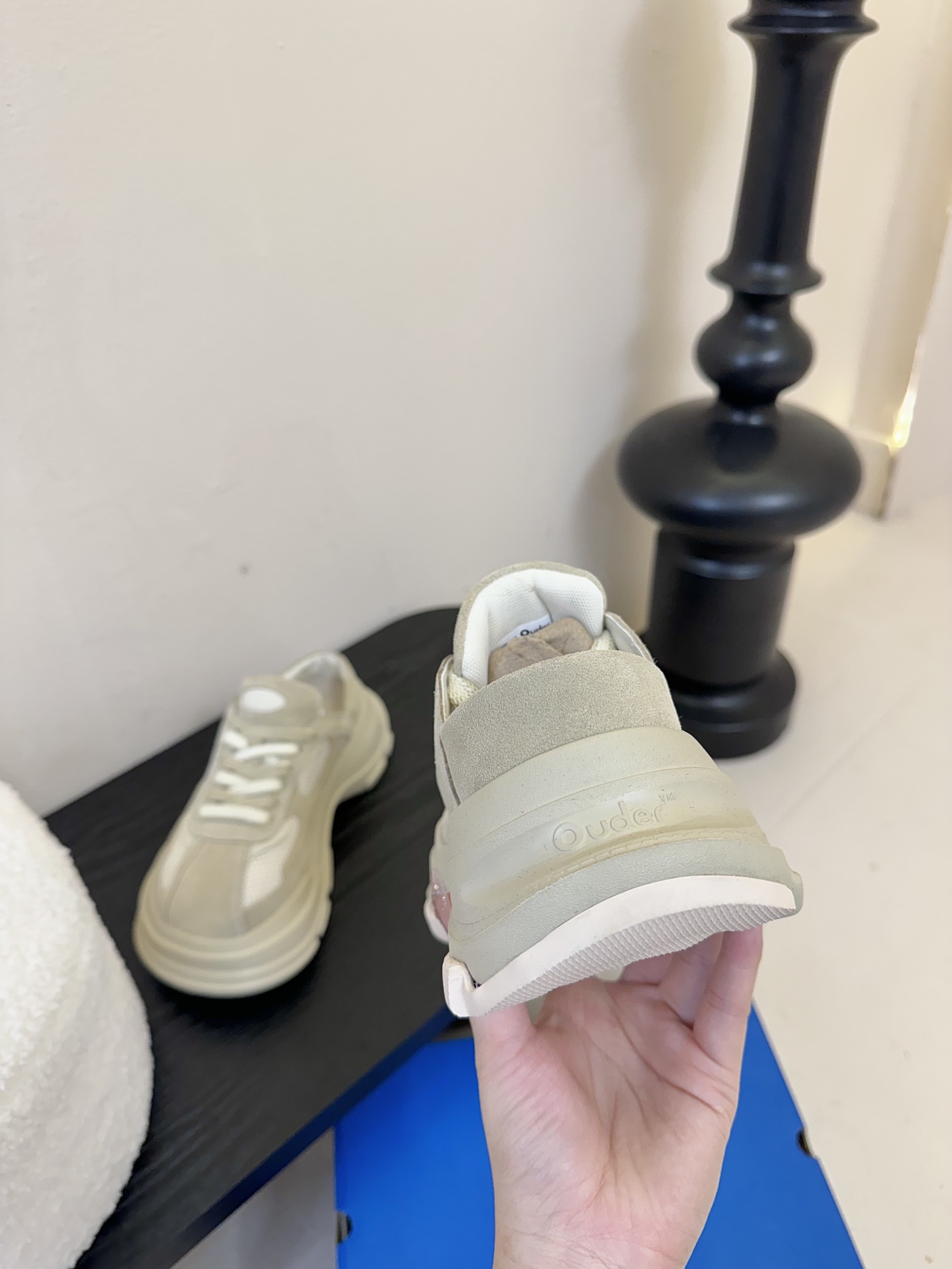 
Ouder 25春夏新款休闲鞋系列…
【厚底休闲勃肯鞋】
明星同款！刷爆小红书超级软糯糯
延续经典大头