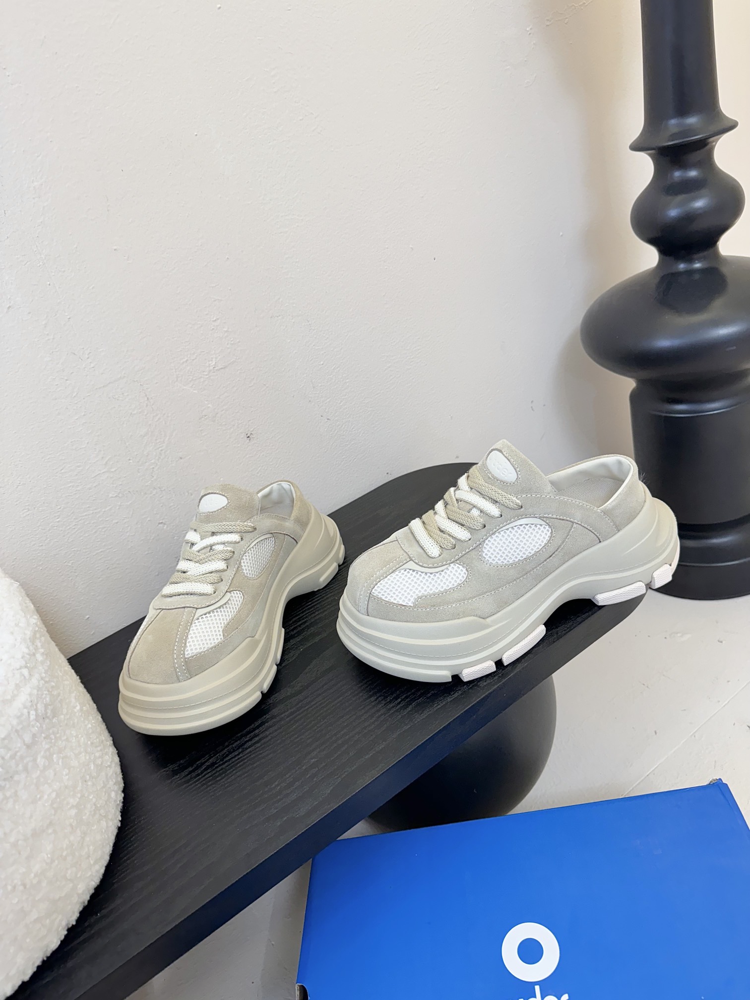 
Ouder 25春夏新款休闲鞋系列…
【厚底休闲勃肯鞋】
明星同款！刷爆小红书超级软糯糯
延续经典大头