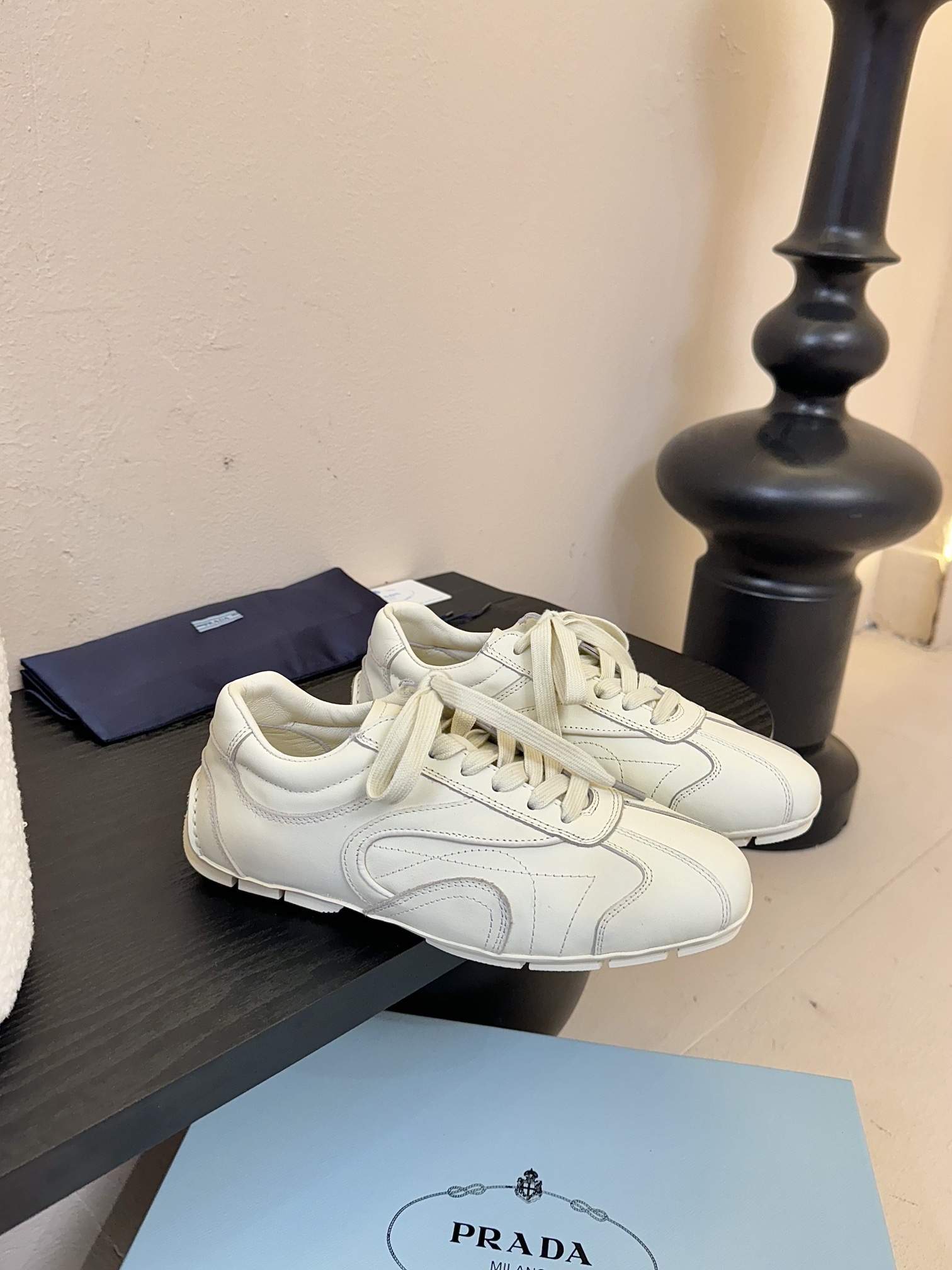 PRADA·普拉达 2025ss新款 三角标德训鞋滑板鞋休闲运动鞋
顶级版本🔝原版购入开发做货👍🏻
这款