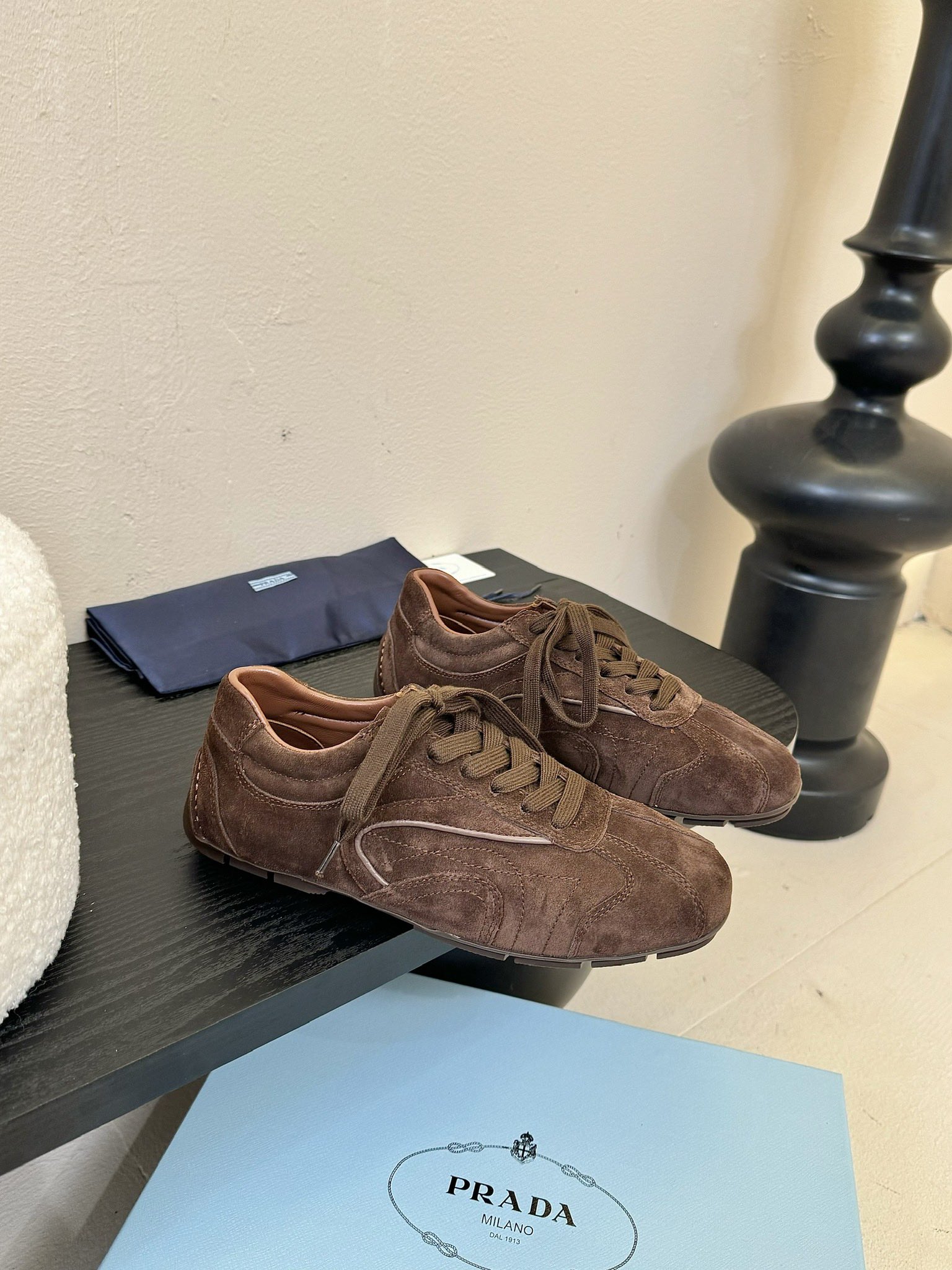 PRADA·普拉达 2025ss新款 三角标德训鞋滑板鞋休闲运动鞋
顶级版本🔝原版购入开发做货👍🏻
这款