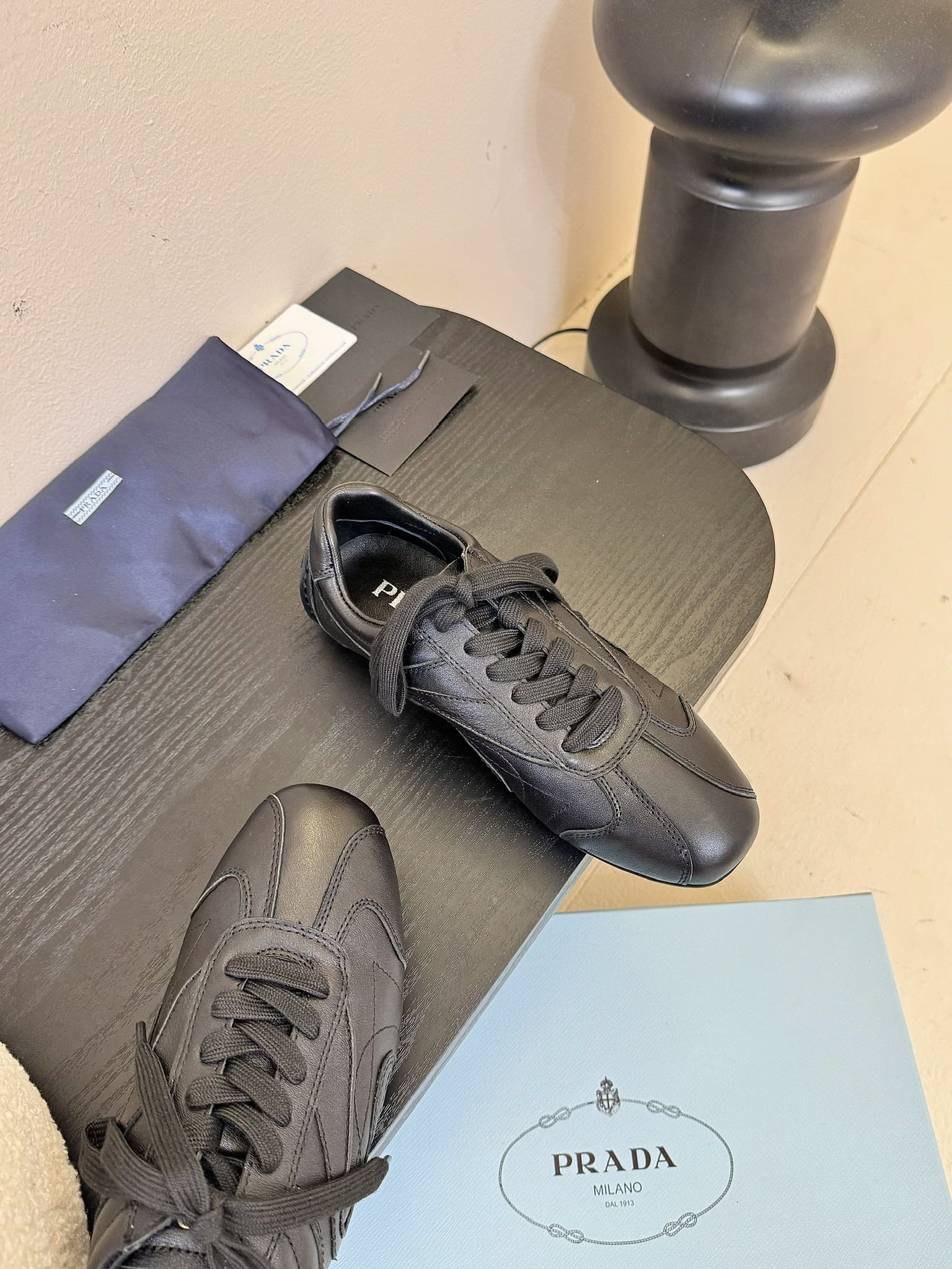 PRADA·普拉达 2025ss新款 三角标德训鞋滑板鞋休闲运动鞋
顶级版本🔝原版购入开发做货👍🏻
这款
