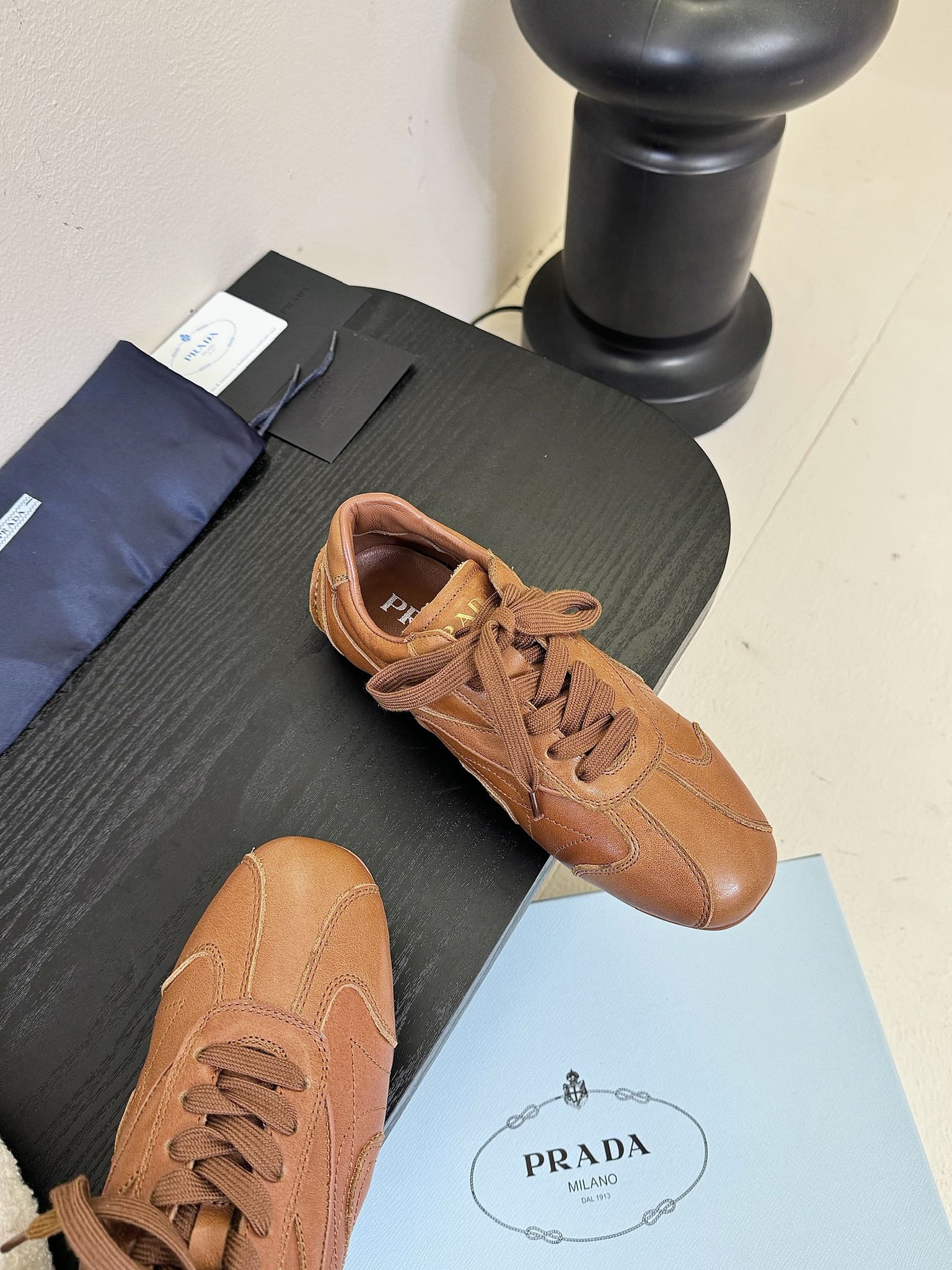 PRADA·普拉达 2025ss新款 三角标德训鞋滑板鞋休闲运动鞋
顶级版本🔝原版购入开发做货👍🏻
这款