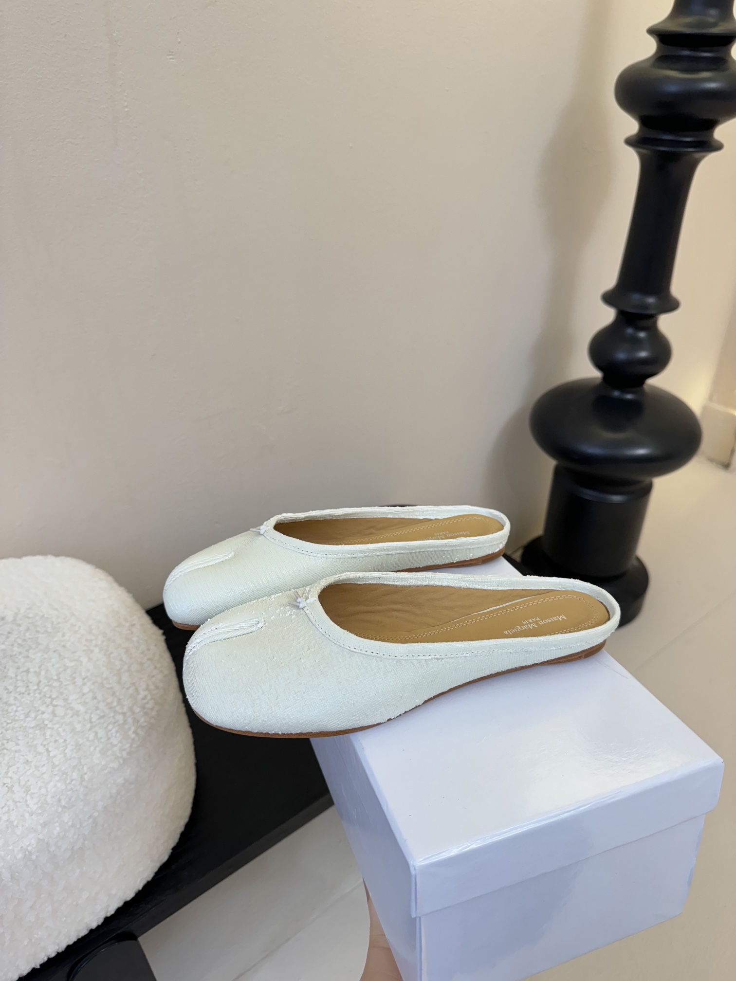 
代购级版 Maison Margiela·马吉拉 tabi褶皱芭蕾舞鞋

太火了！依旧保持的高水准出货
