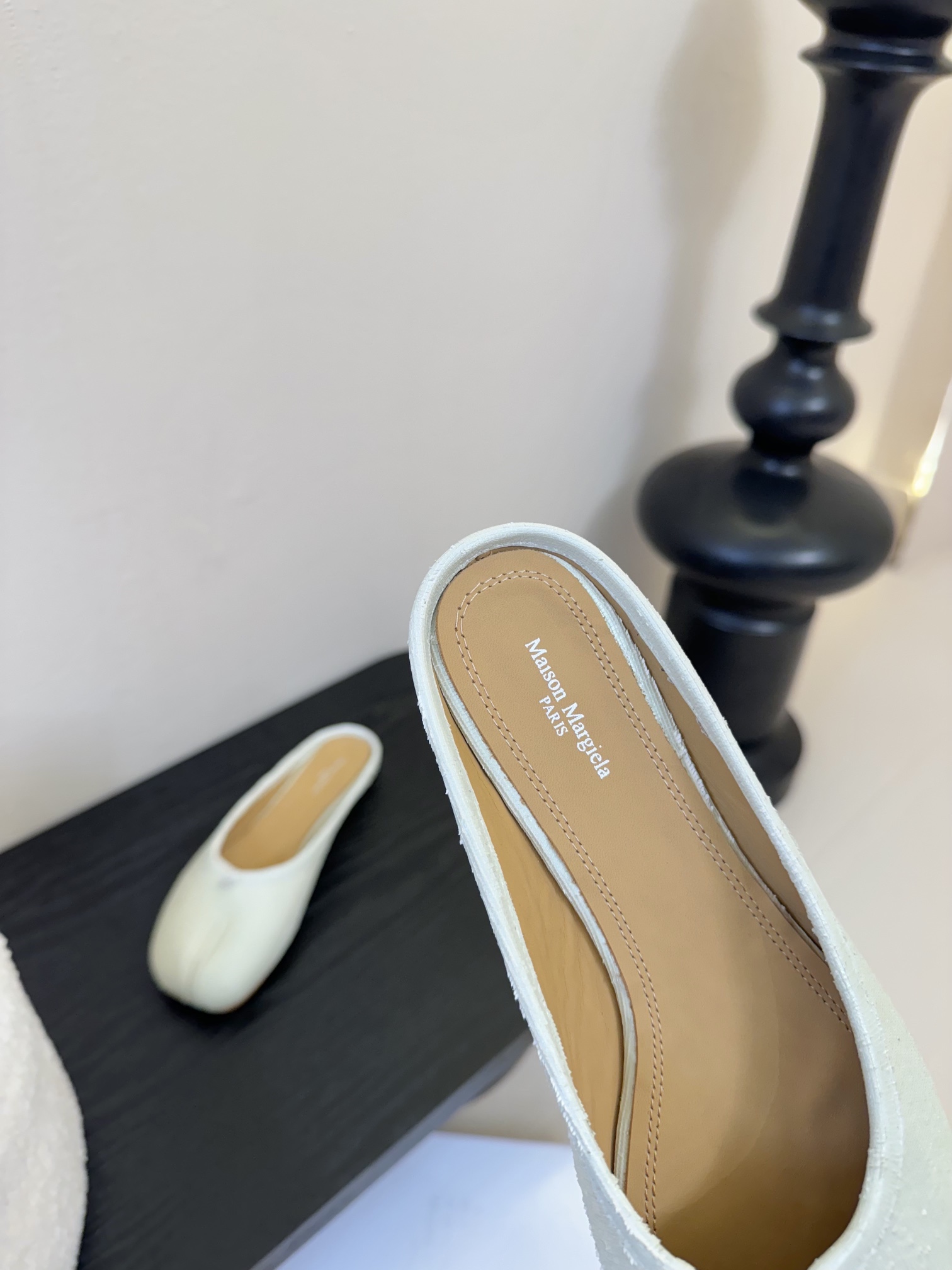 
代购级版 Maison Margiela·马吉拉 tabi褶皱芭蕾舞鞋

太火了！依旧保持的高水准出货