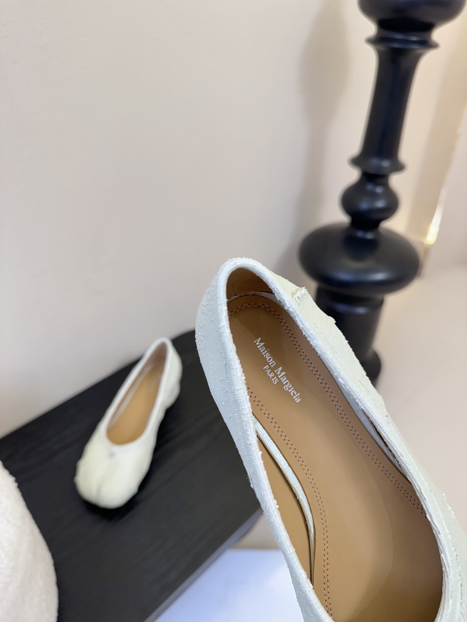 
代购级版 Maison Margiela·马吉拉 tabi褶皱芭蕾舞鞋

太火了！依旧保持的高水准出货