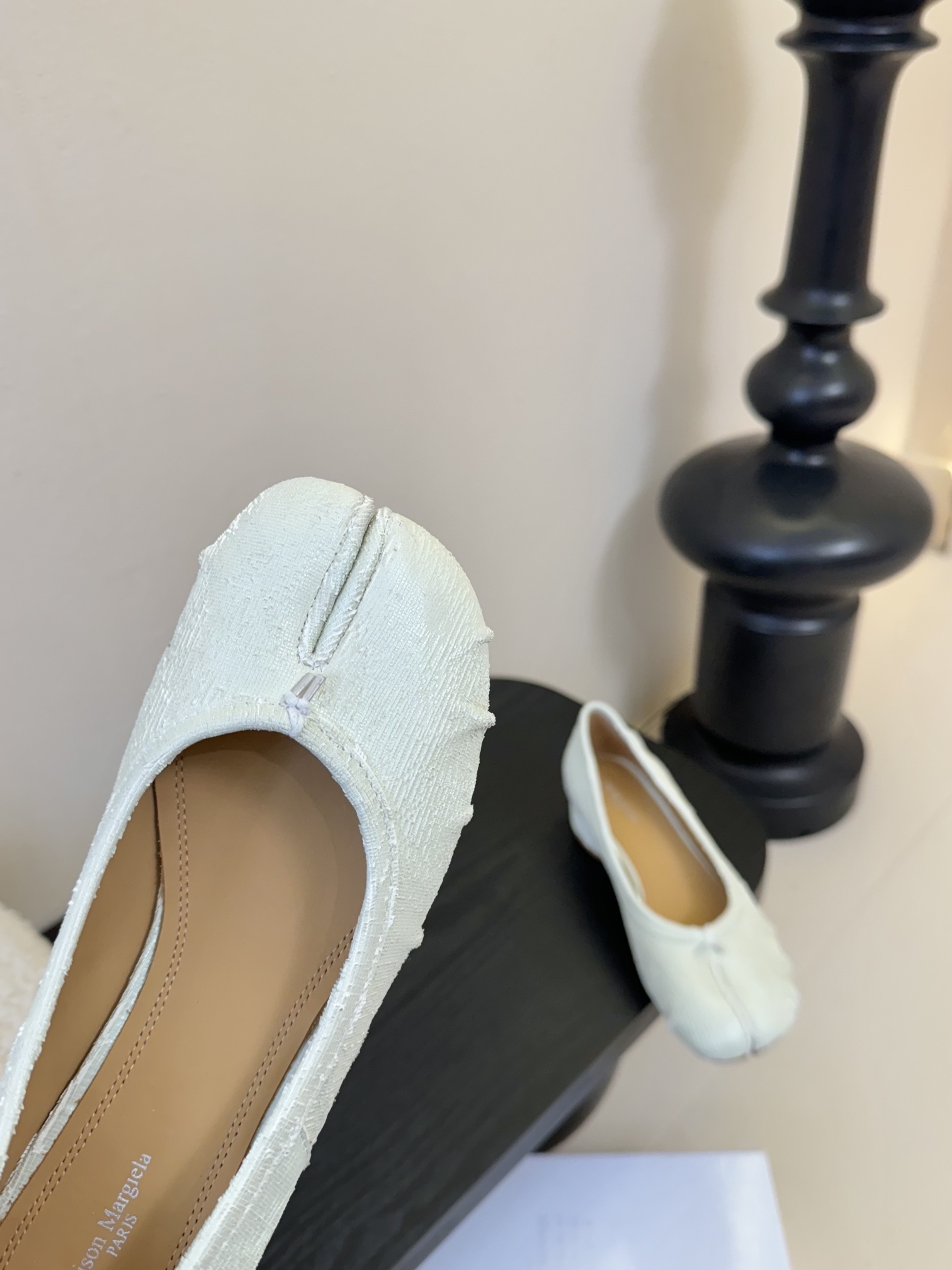 
代购级版 Maison Margiela·马吉拉 tabi褶皱芭蕾舞鞋

太火了！依旧保持的高水准出货