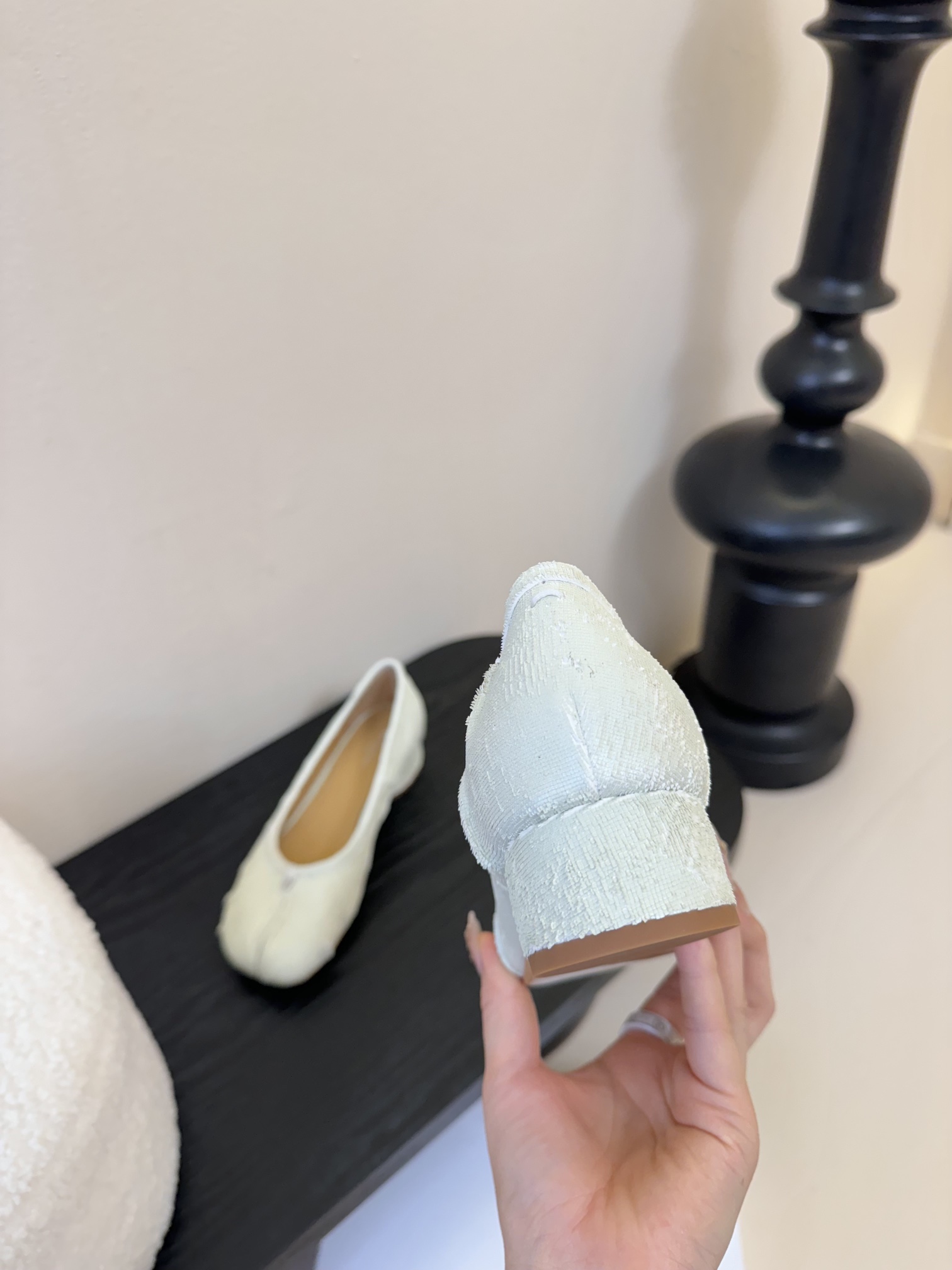 
代购级版 Maison Margiela·马吉拉 tabi褶皱芭蕾舞鞋

太火了！依旧保持的高水准出货