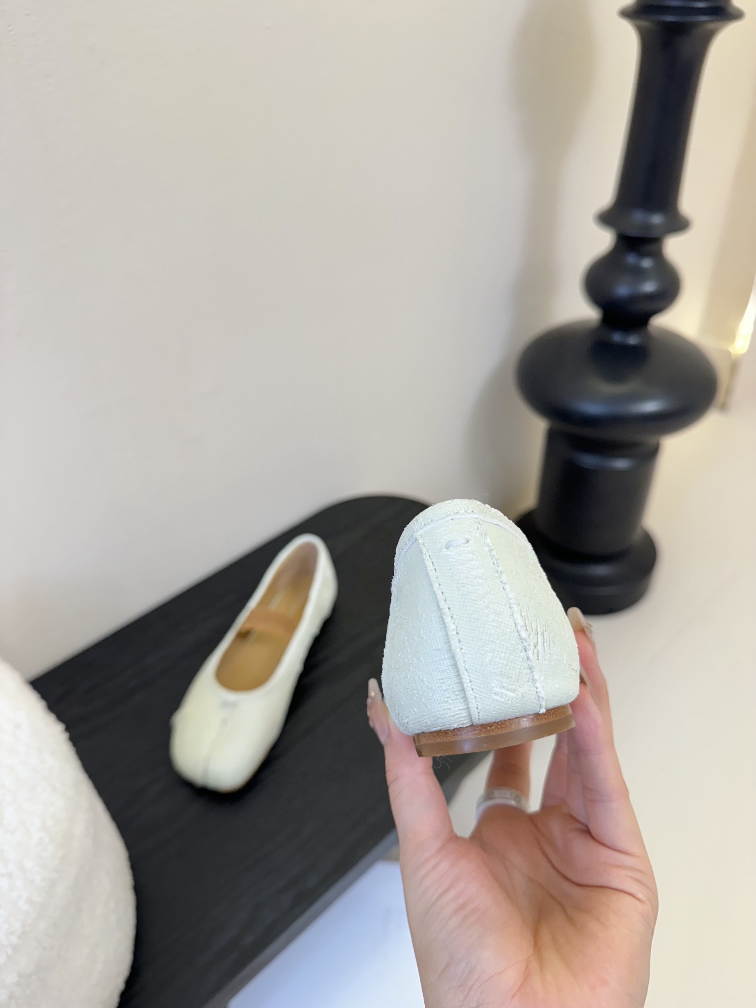 
代购级版 Maison Margiela·马吉拉 tabi褶皱芭蕾舞鞋

太火了！依旧保持的高水准出货