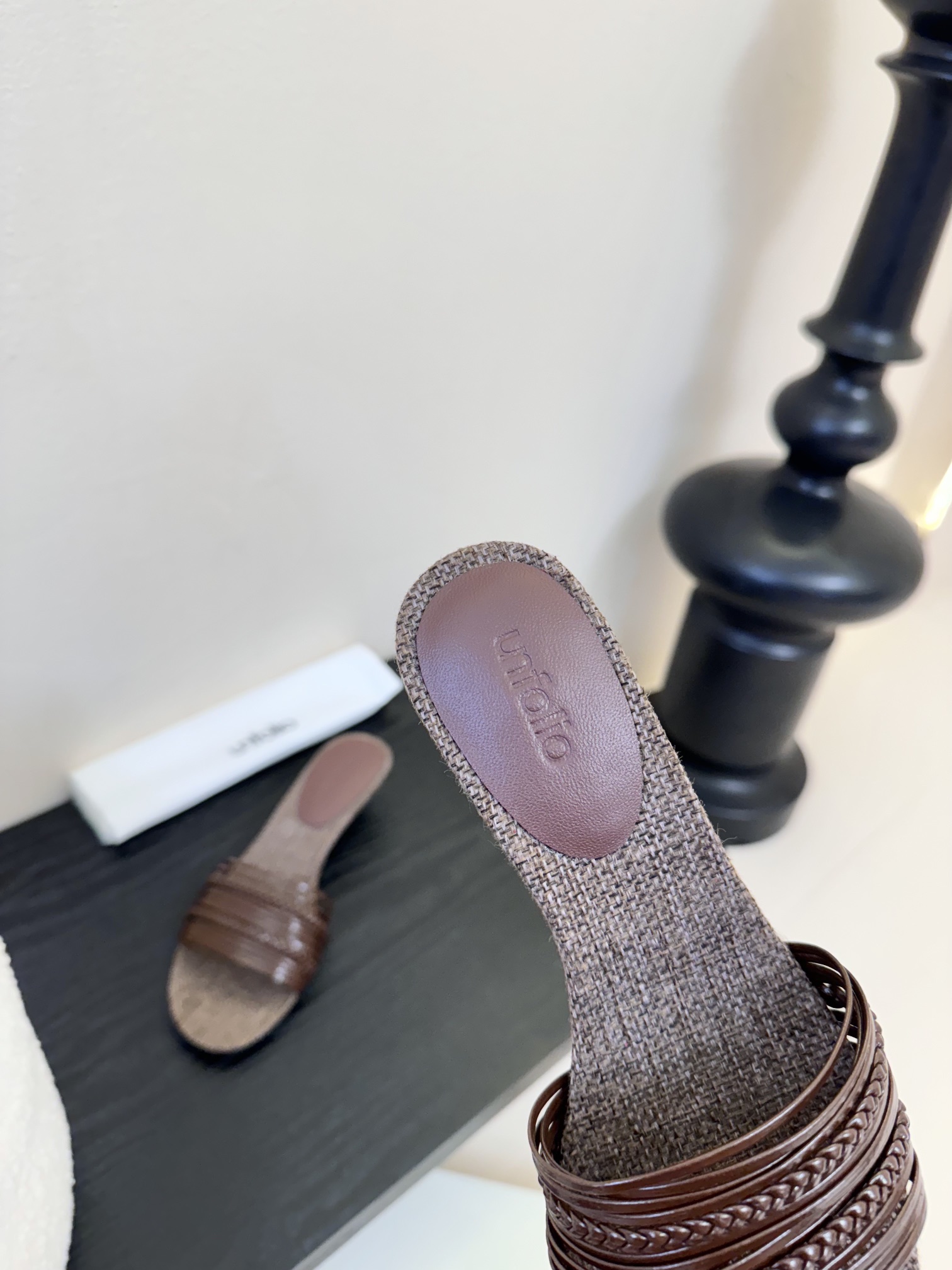 Unfolio Women's Brown Woven Strap Slide Sandals - Summer Casual Comfort 8 i1746965525 2054 5