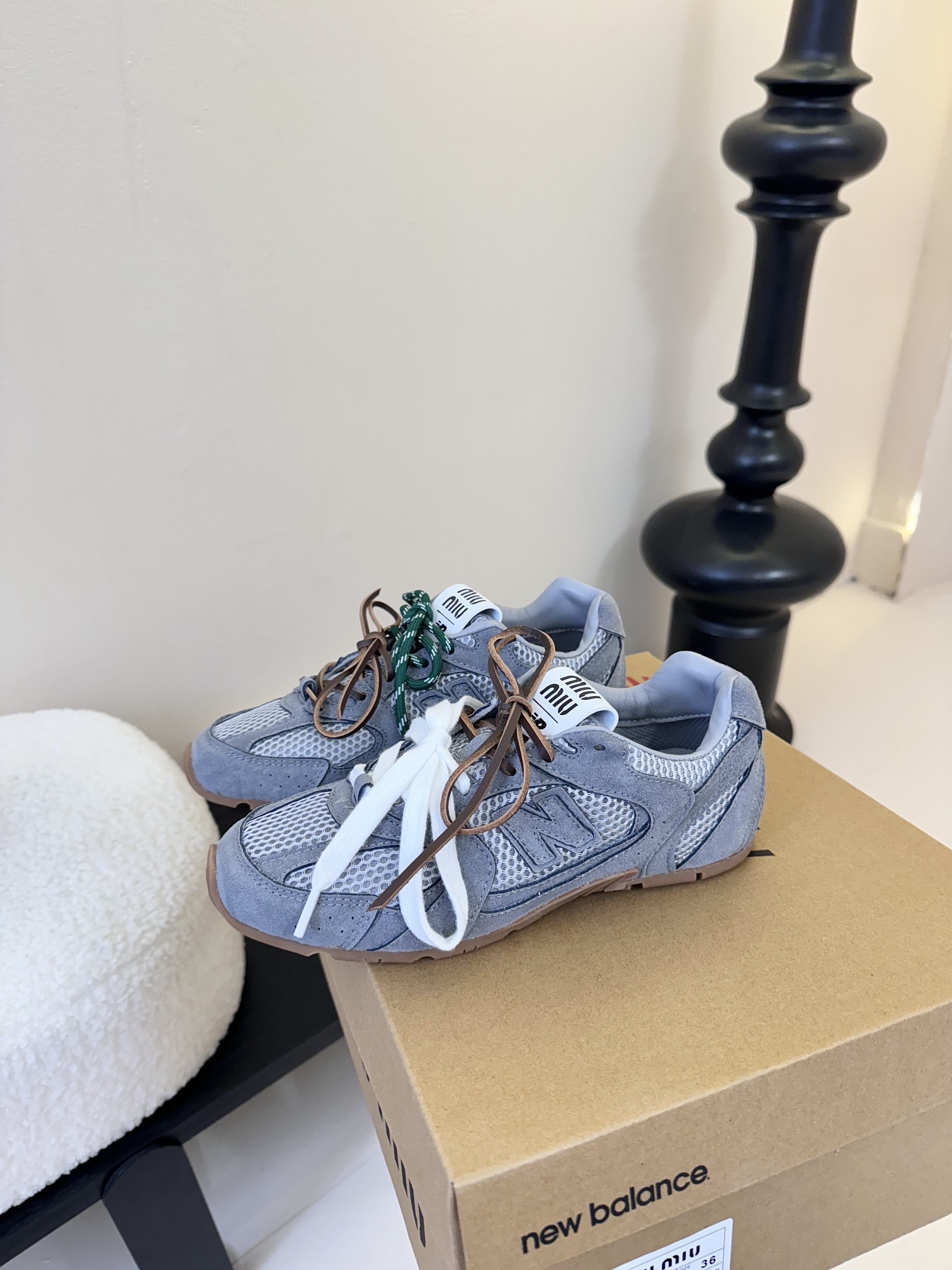 530-Series Sneakers: Hot Design with Imported Materials and Original TPU Bottom - 图片 5