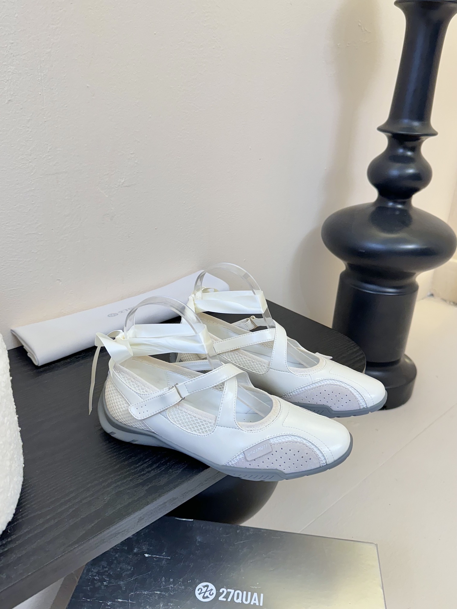 “69627QUAI Spring and Summer Shoes: Boxing Boots and Ballet Inspiration, Retro ’80s Style for Fashionable Girls” - 图片 2