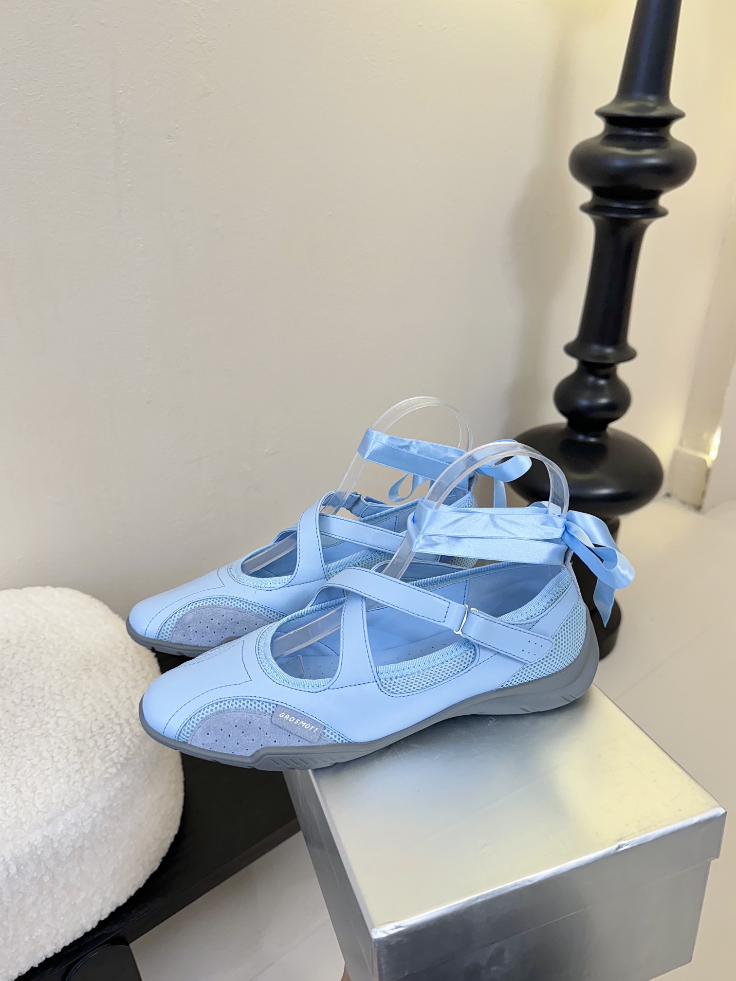 69627QUAI Spring and Summer Shoe Collection: Boxing Boots and Ballet Shoes Fusion for Fashionable Comfort. - 图片 5