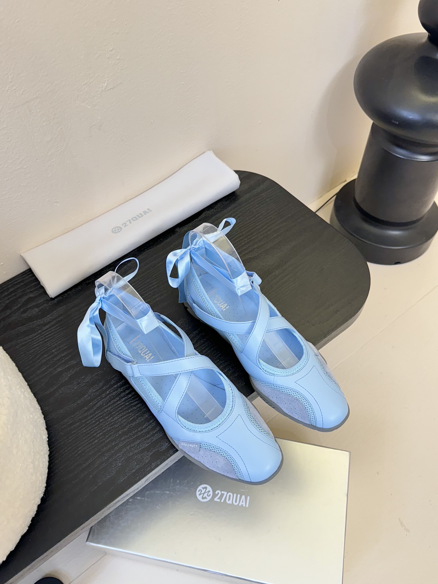 69627QUAI Spring and Summer Shoe Collection: Boxing Boots and Ballet Shoes Fusion for Fashionable Comfort. - 图片 1