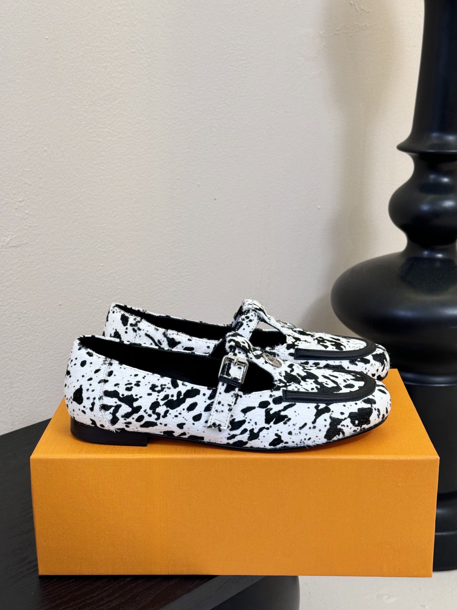 
  Louis Vuitton ss25 new arrival LV驴牌春夏系列玛丽珍平底鞋单鞋新品