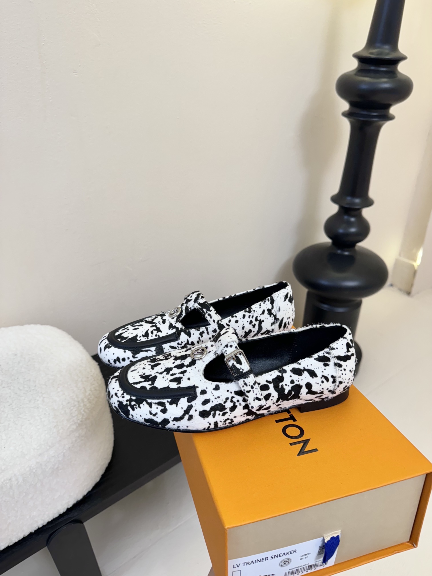
  Louis Vuitton ss25 new arrival LV驴牌春夏系列玛丽珍平底鞋单鞋新品