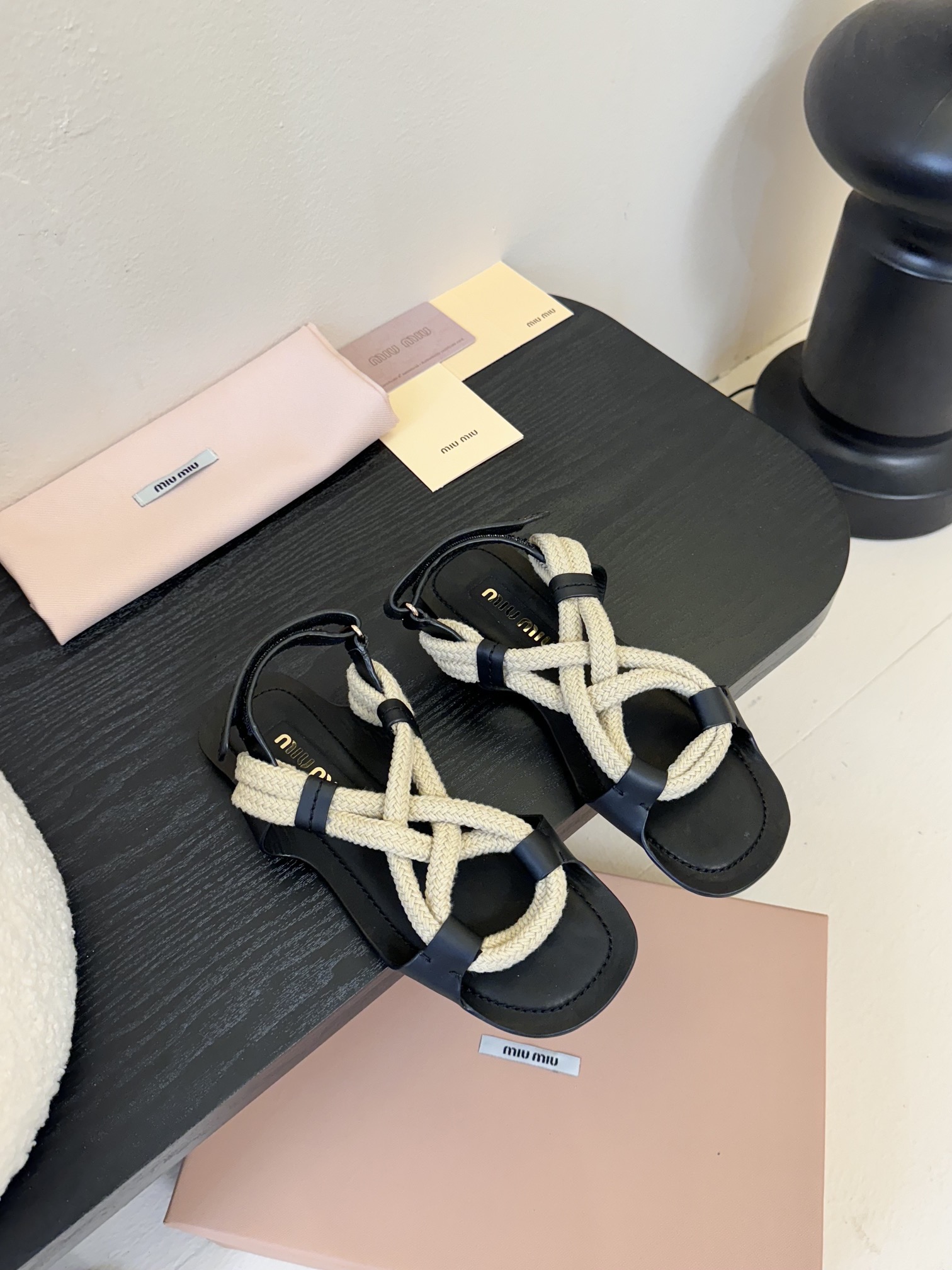 Miu 2025 Fashion Sandals: Premium Leather, Sheepskin Lining, Original Leather Soles. - 图片 1