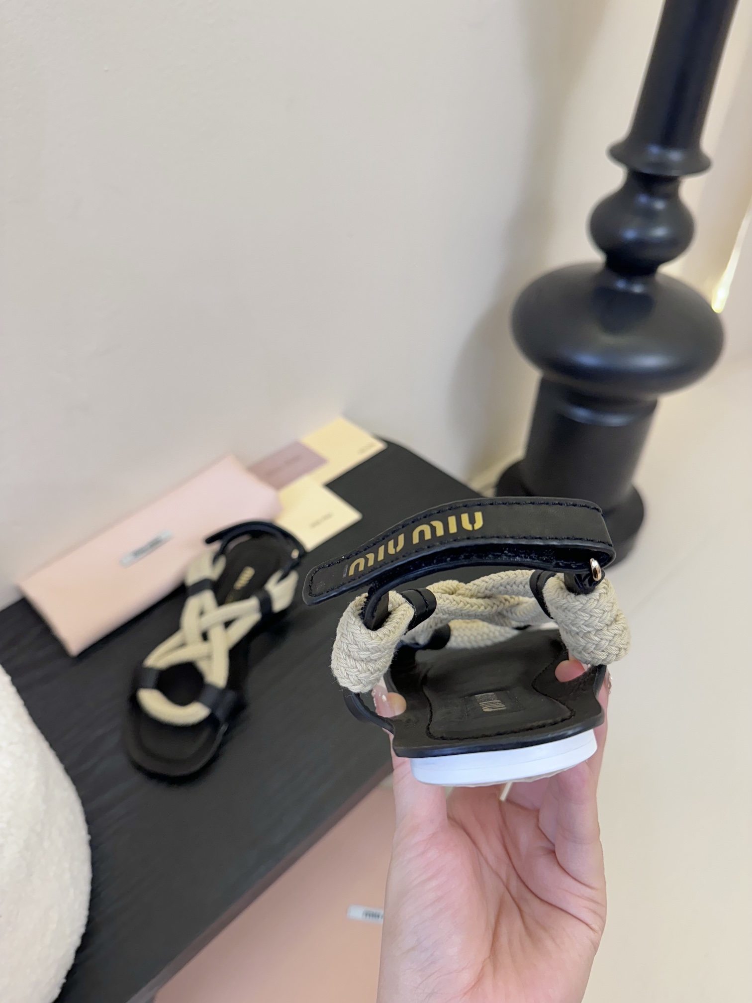 Miu 2025 Fashion Sandals: Premium Leather, Sheepskin Lining, Original Leather Soles. - 图片 7