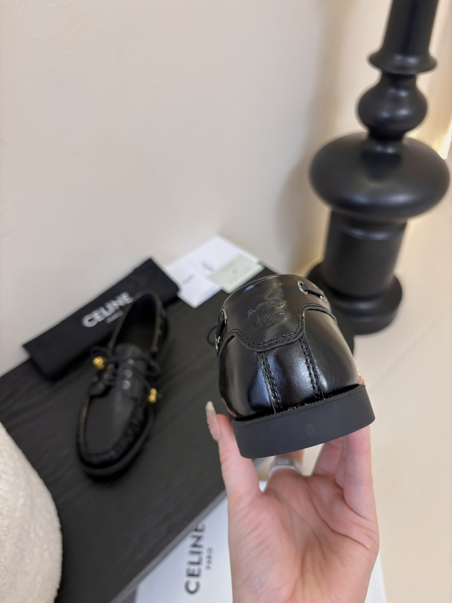 CELINE思琳最新款凯旋门扣 乐福鞋