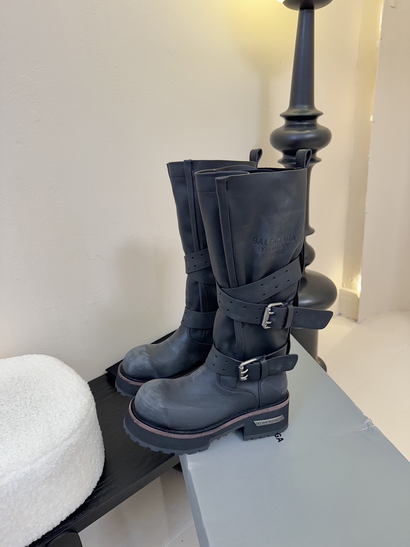 (15寸)男款➕30
巴黎世家25Fall pre-order New Balenciaga FW25