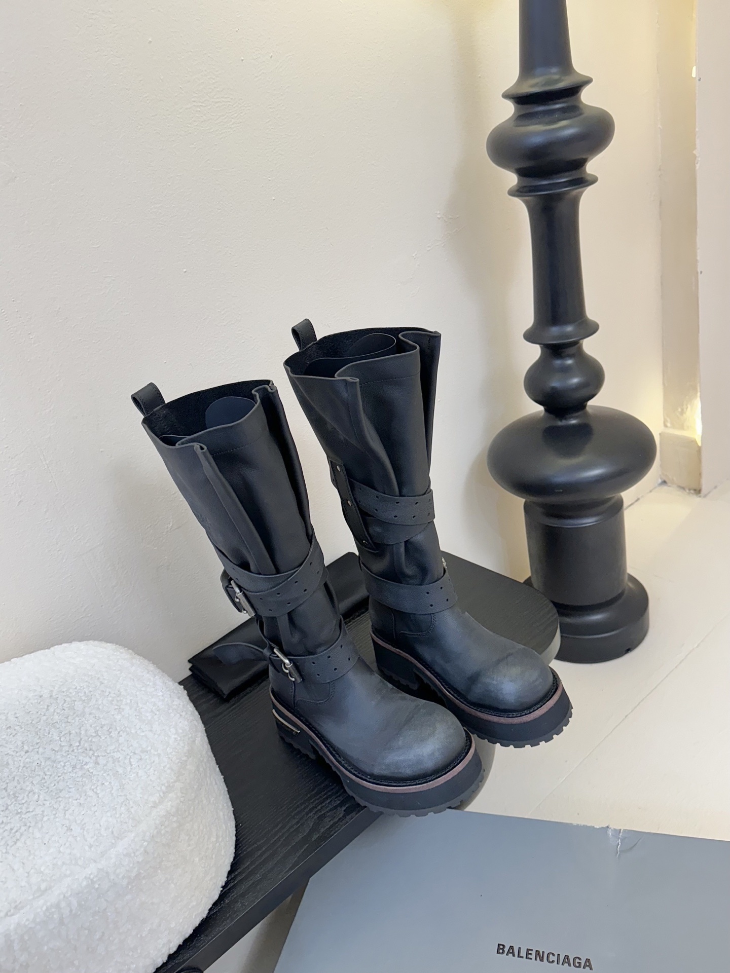 (15寸)男款➕30
巴黎世家25Fall pre-order New Balenciaga FW25